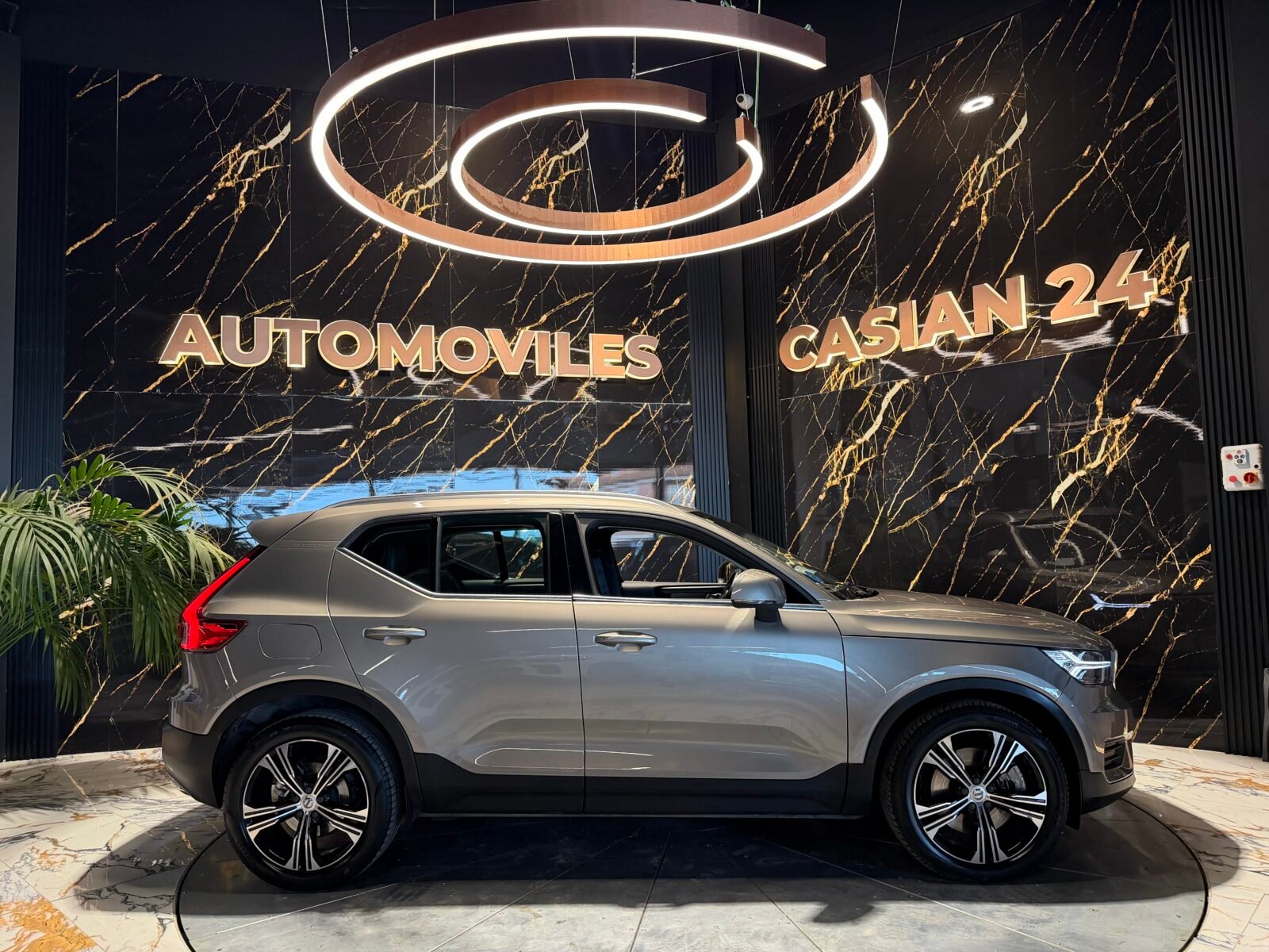 VOLVO XC40 1.5 T5 Twin Recharge Inscription Ex Auto