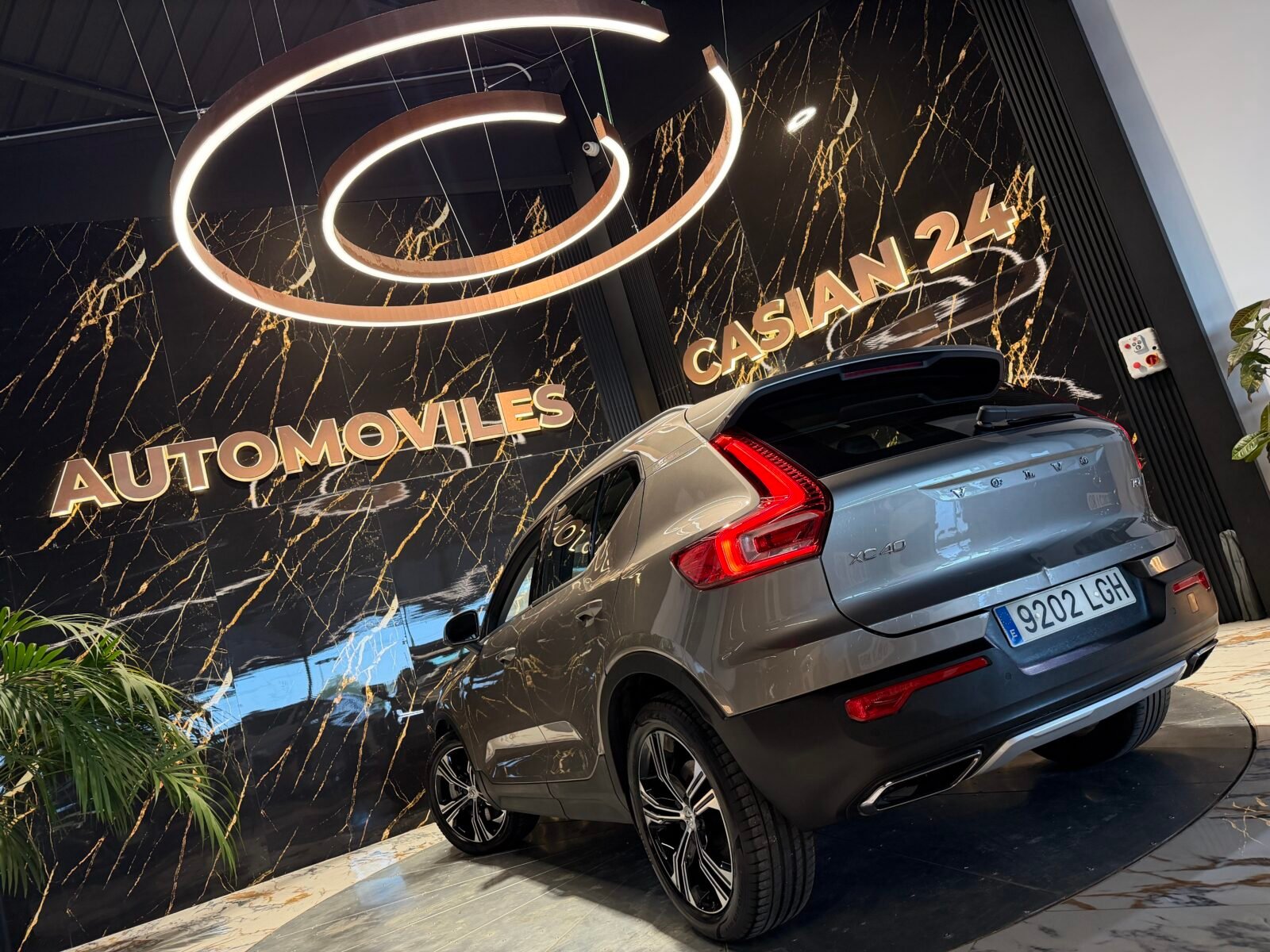 VOLVO XC40 1.5 T5 Twin Recharge Inscription Ex Auto
