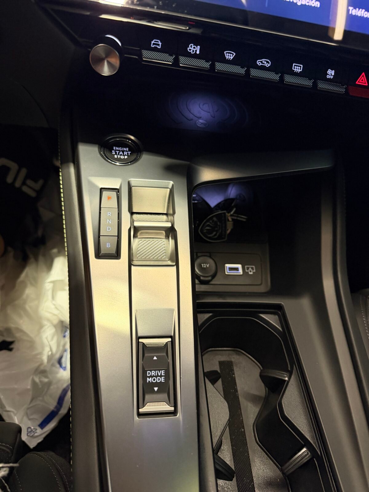 PEUGEOT 408 HYBRIDO ENCHUFABLE GT LINE
