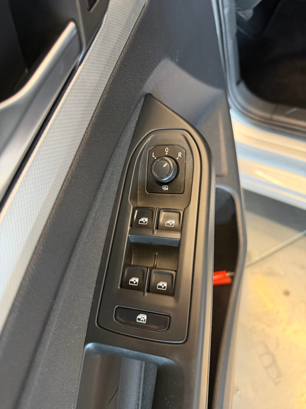 VOLKSWAGEN Golf Life 2.0 TDI 85kW 115CV