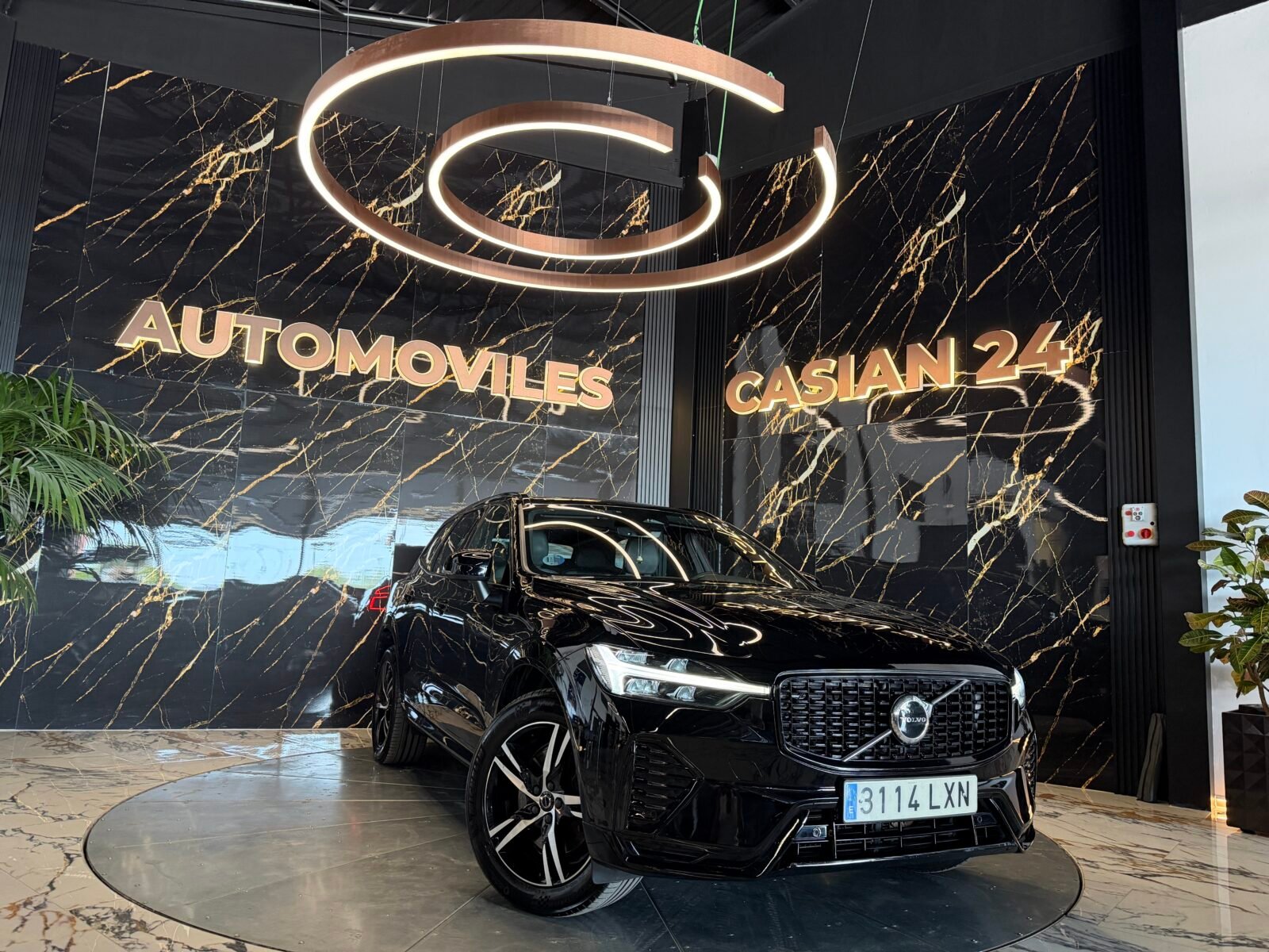 VOLVO  XC60 2.0 B4 207CV R Design 
