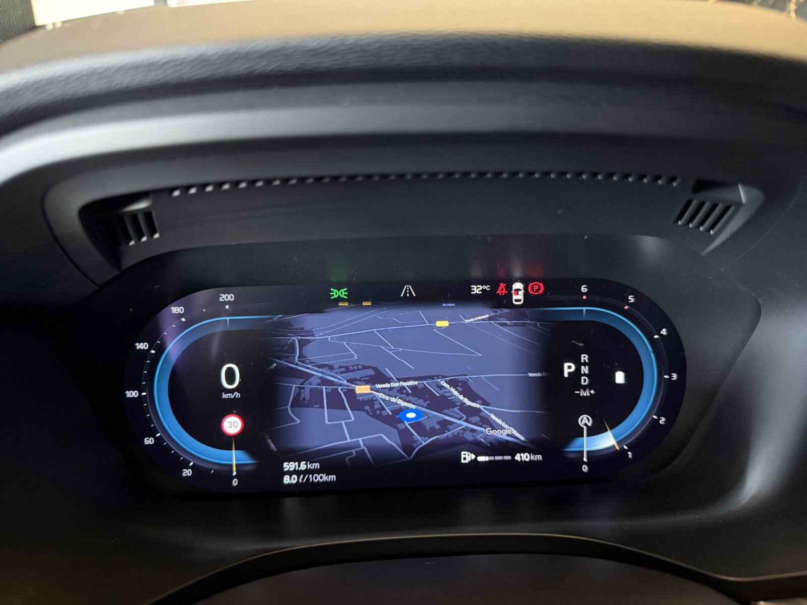 VOLVO  XC60 2.0 B4 207CV R Design 