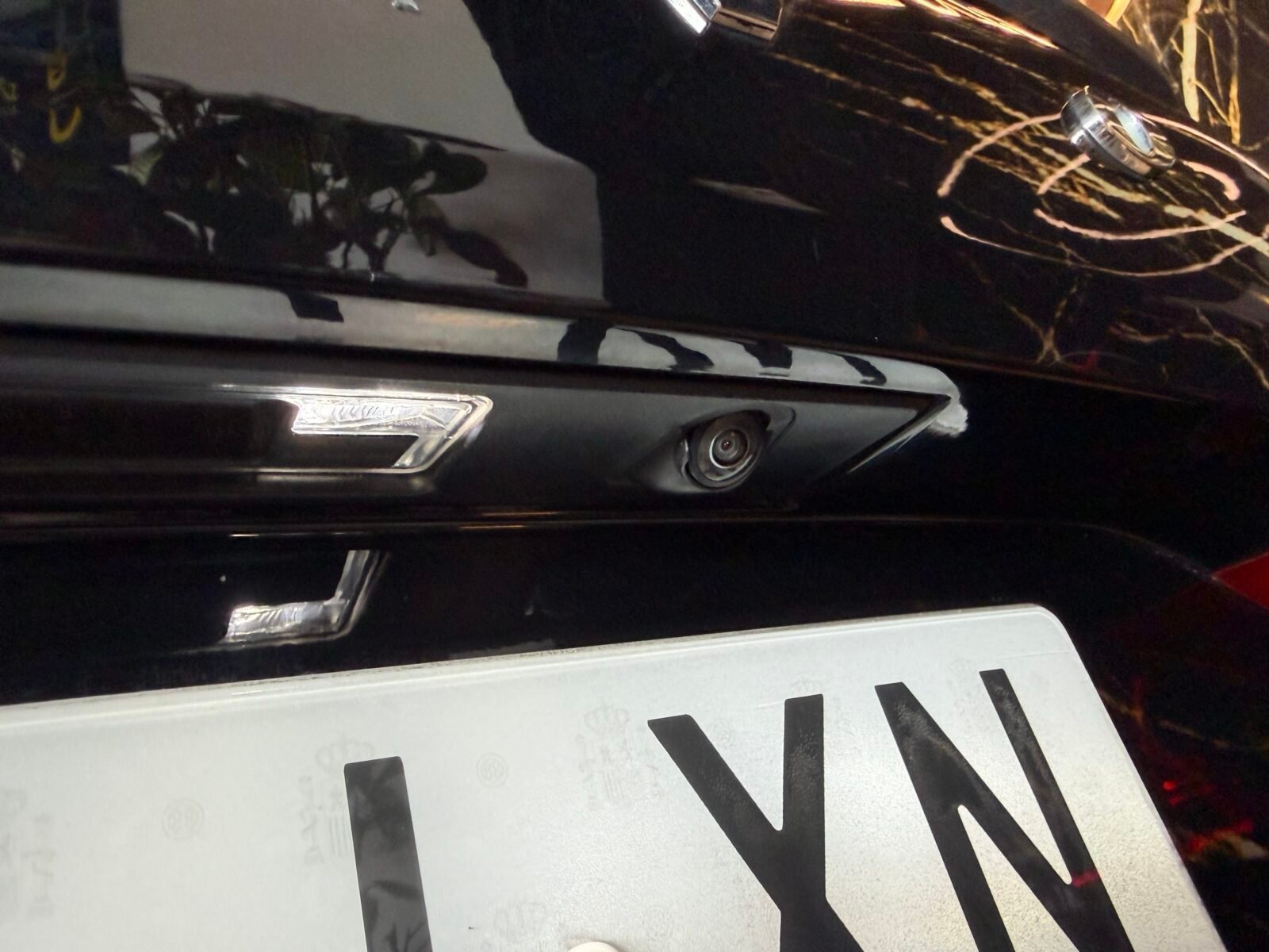 VOLVO  XC60 2.0 B4 207CV R Design 