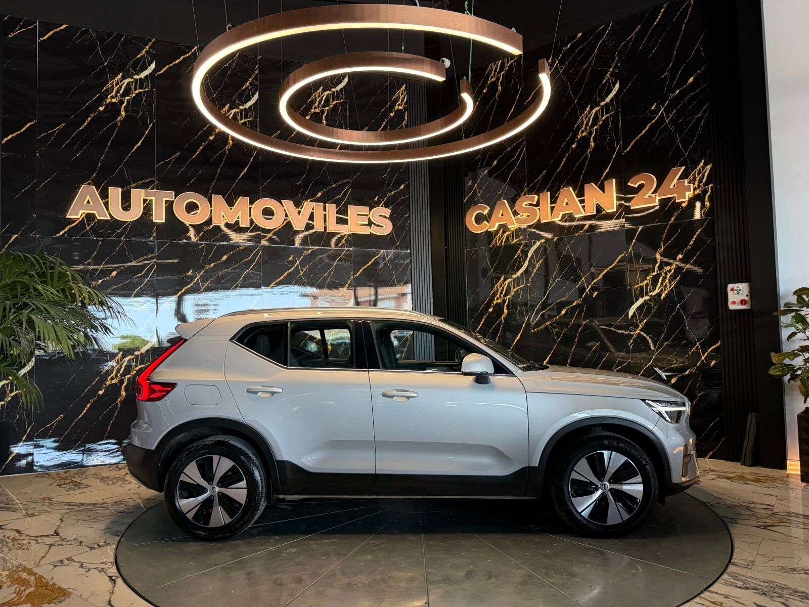 VOLVO XC40 1.5 T4 Recharge PHEV Plus Bright Auto
