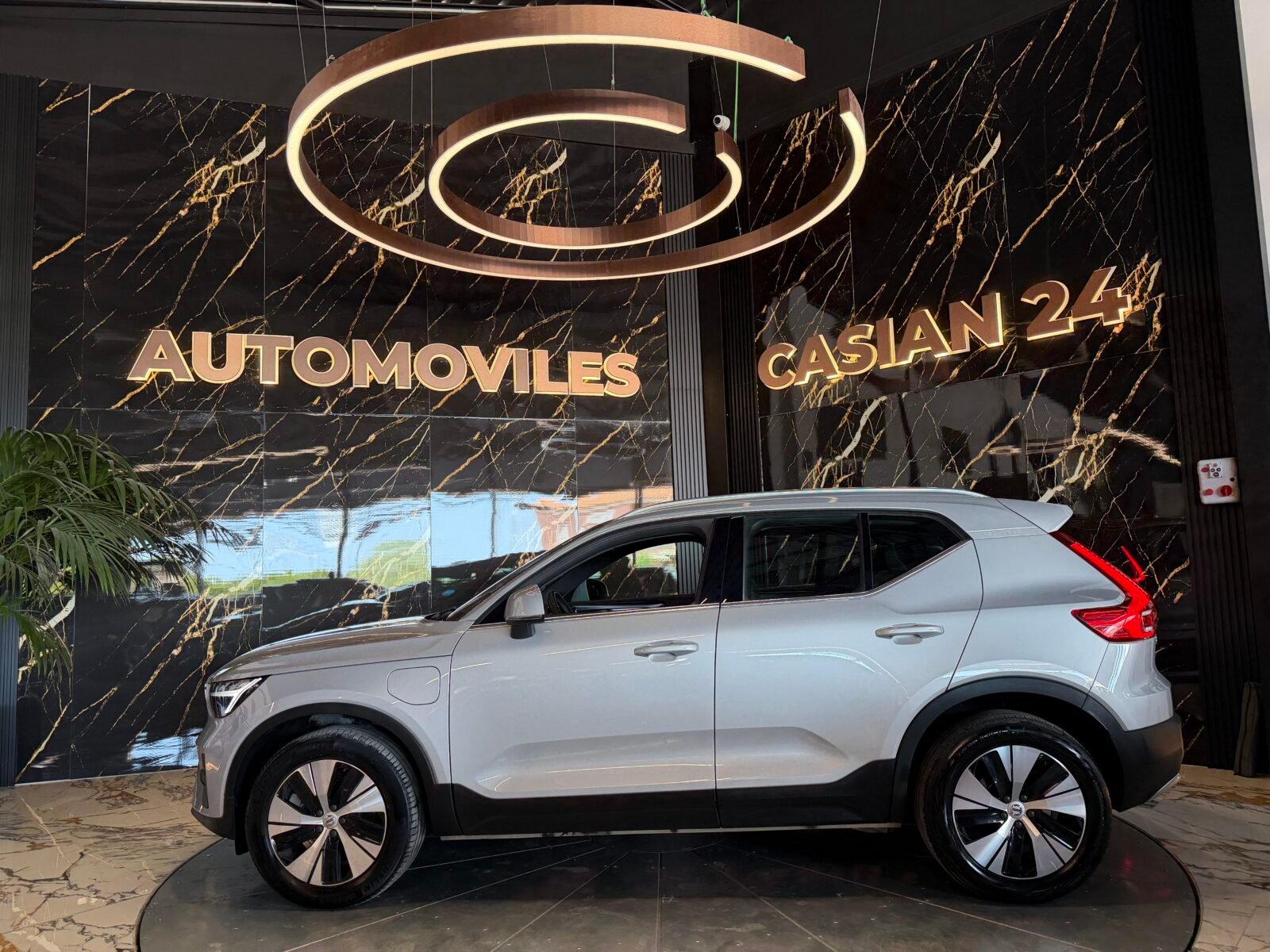 VOLVO XC40 1.5 T4 Recharge PHEV Plus Bright Auto
