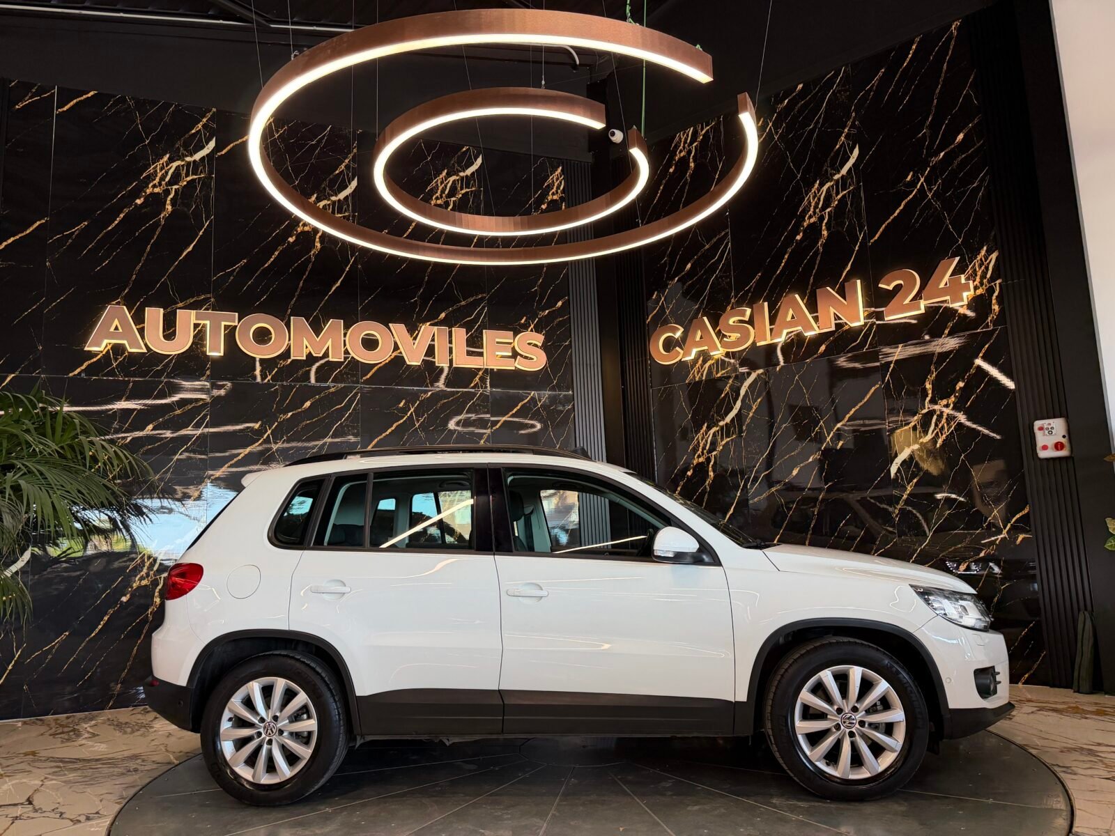 VOLKSWAGEN Tiguan Sport 2.0 TDI 150CV BMT