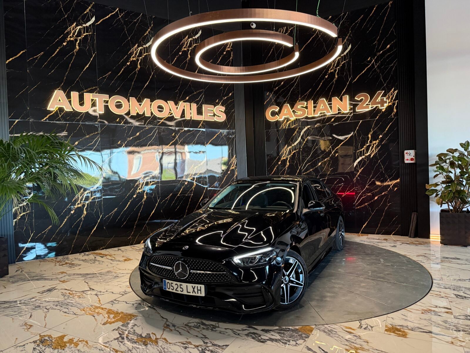 MERCEDES-BENZ  C220 d AMG Motor MERCEDES CON CADENA IRROMPIBLE