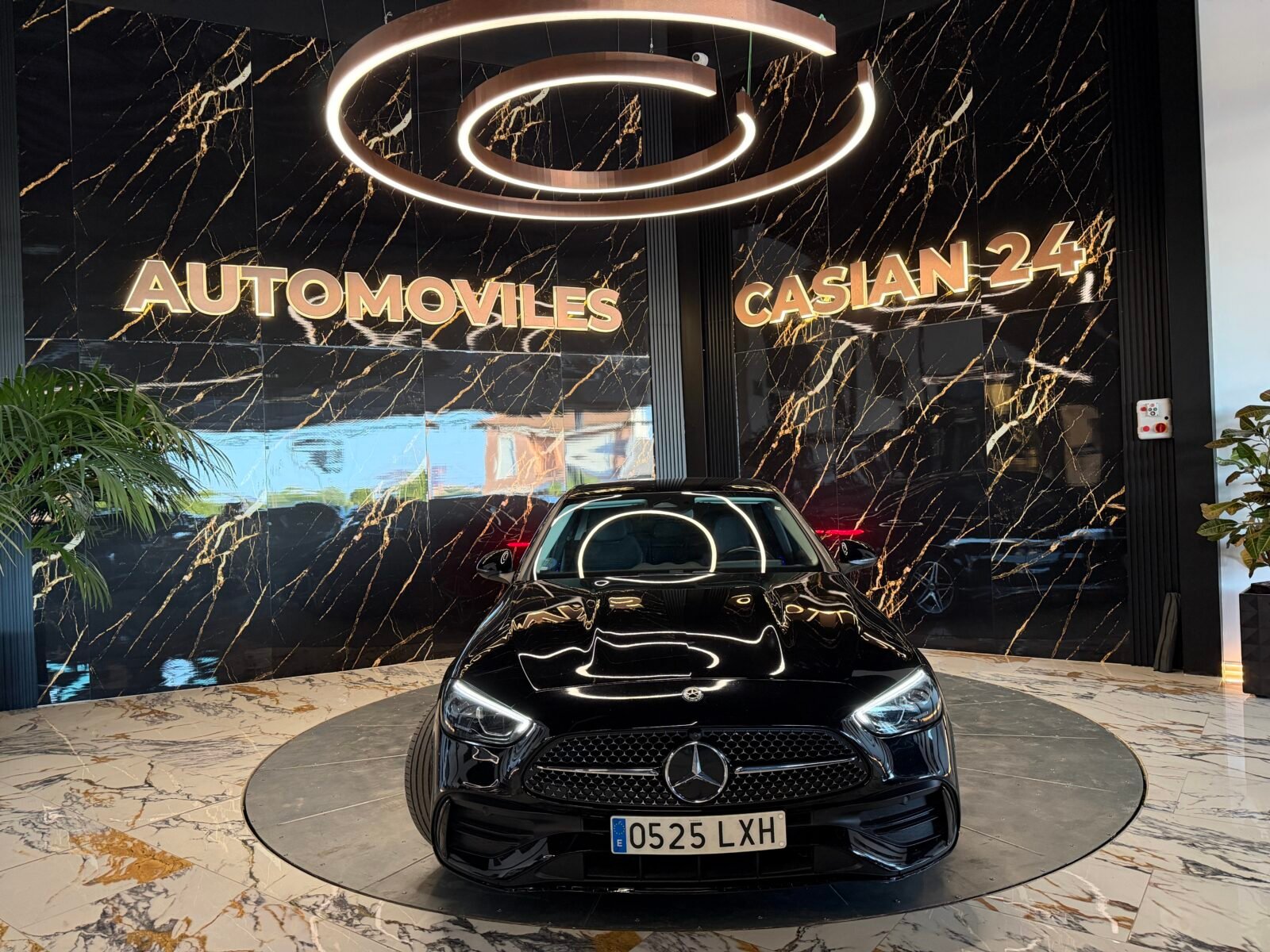 MERCEDES-BENZ  C220 d AMG Motor MERCEDES CON CADENA IRROMPIBLE
