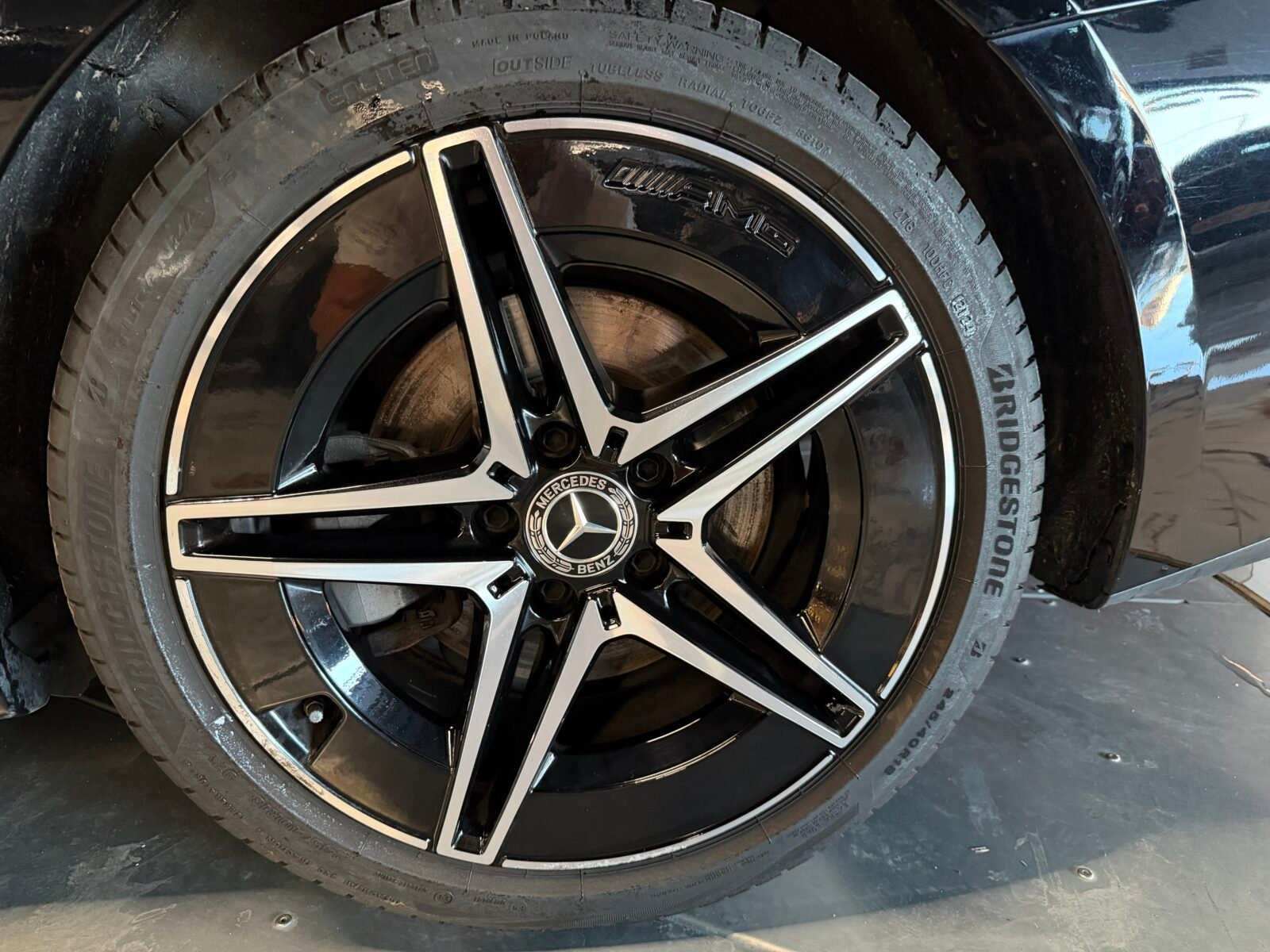 MERCEDES-BENZ  C220 d AMG Motor MERCEDES CON CADENA IRROMPIBLE