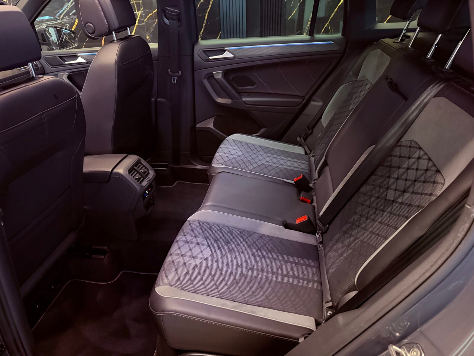 VOLKSWAGEN Tiguan RLine 2.0 TDI 110kW 150CV DSG