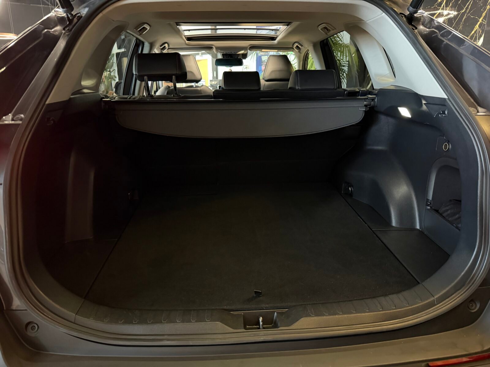TOYOTA Rav4 2.5l 220H Luxury  MOTOR IRROMPIBLE