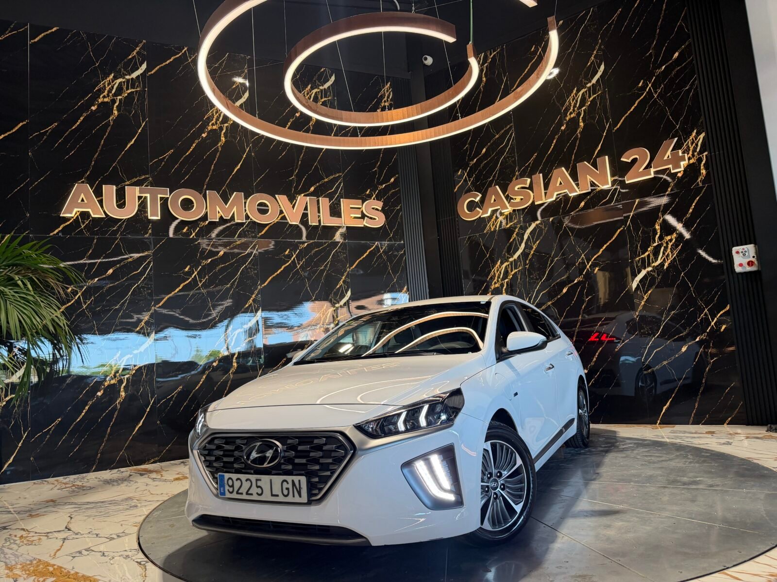 HYUNDAI  IONIQ 1.6 GDI 141CV PHEV Style DT