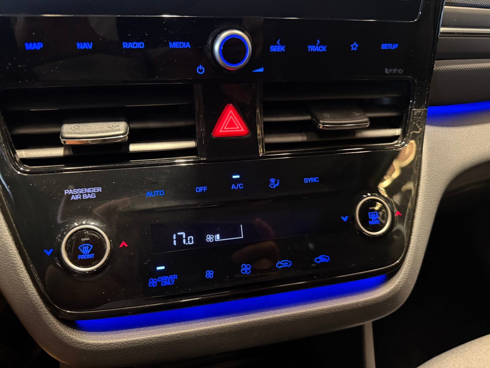 HYUNDAI  IONIQ 1.6 GDI 141CV PHEV Style DT