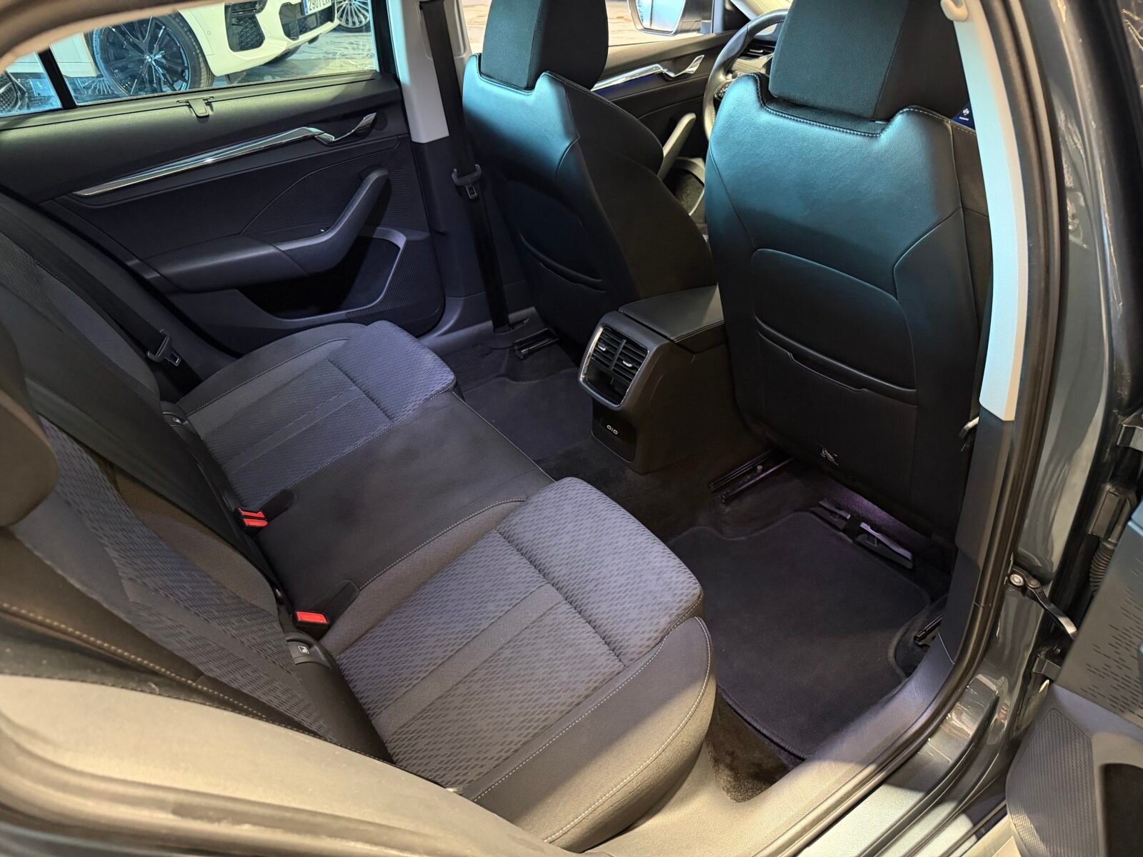 SKODA Octavia Combi 2.0 TDI 150CV DSG Sport Edition Plus