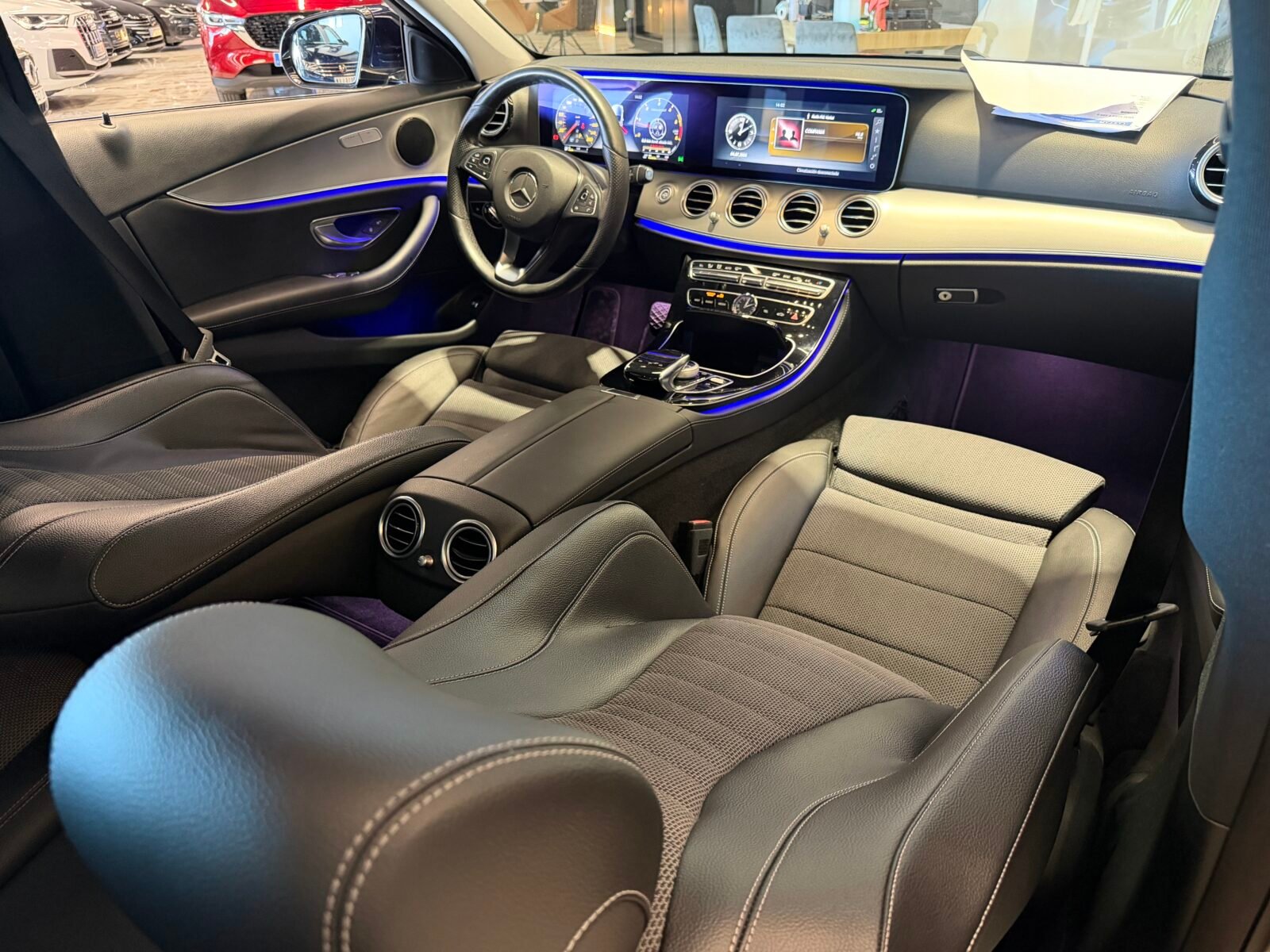 MERCEDES-BENZ E 220d 195CV AMG Motor MERCEDES CON CADENA IRROMPIBLE