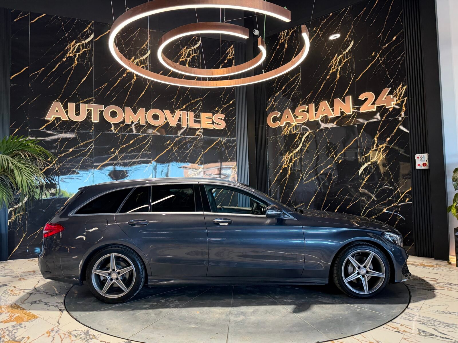 MERCEDES-BENZ C220d AMG 170CV MOTOR MERCEDES CON CADENA