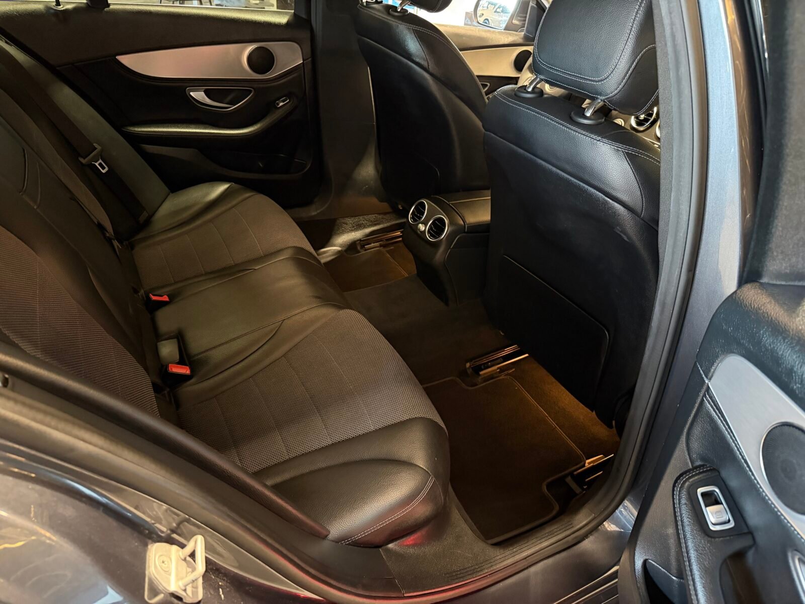 MERCEDES-BENZ C220d AMG 170CV MOTOR MERCEDES CON CADENA
