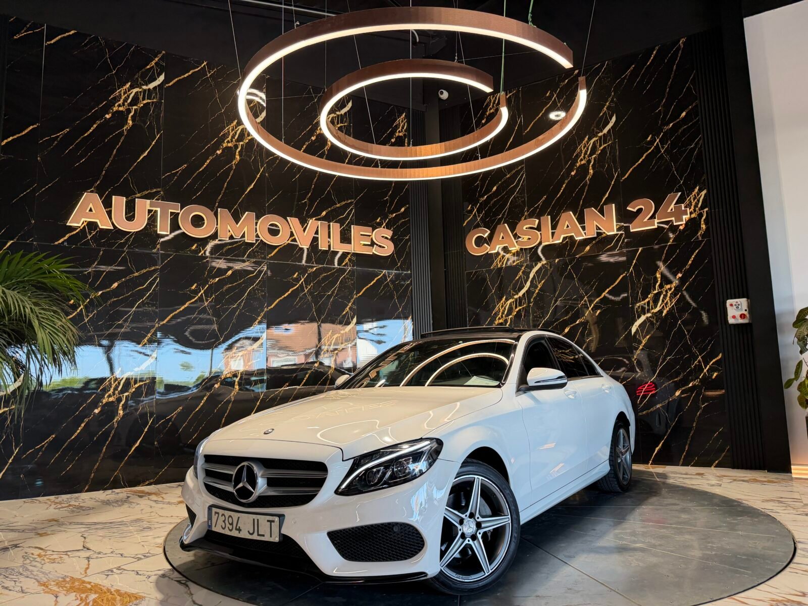 MERCEDES-BENZ C 220d AMG 170CV Motor MERCEDES CON CDENA IRROMPIBLE