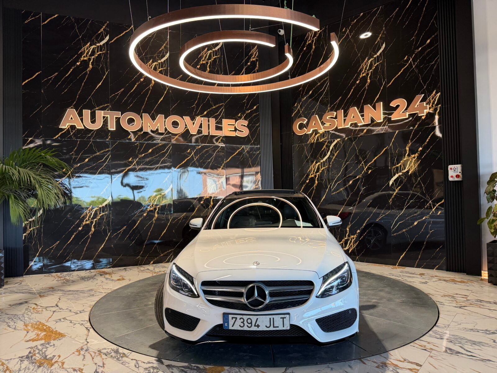MERCEDES-BENZ C 220d AMG 170CV Motor MERCEDES CON CDENA IRROMPIBLE