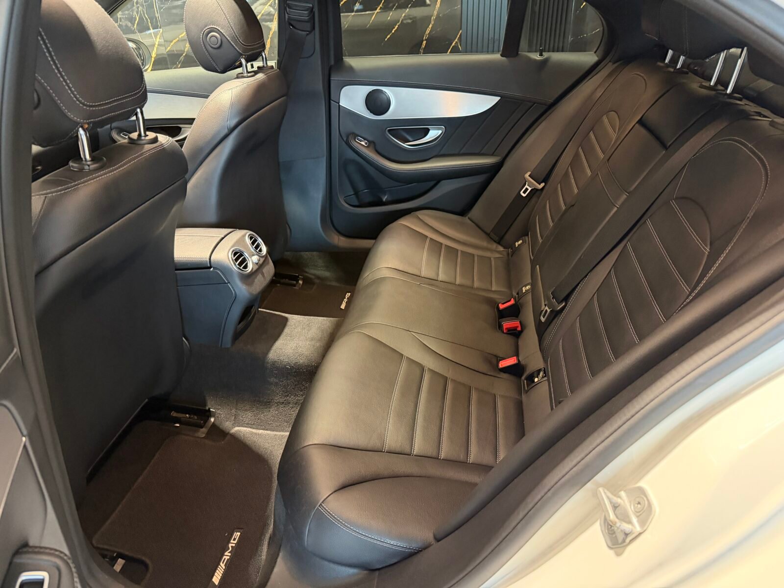 MERCEDES-BENZ C 220d AMG 170CV Motor MERCEDES CON CDENA IRROMPIBLE