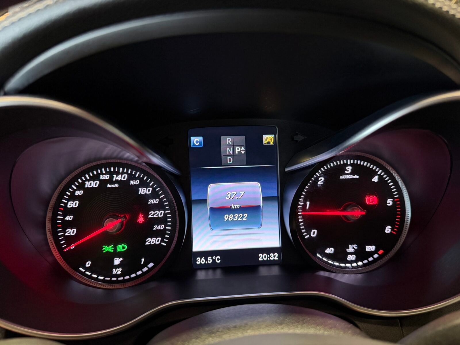 MERCEDES-BENZ C 220d AMG 170CV Motor MERCEDES CON CDENA IRROMPIBLE