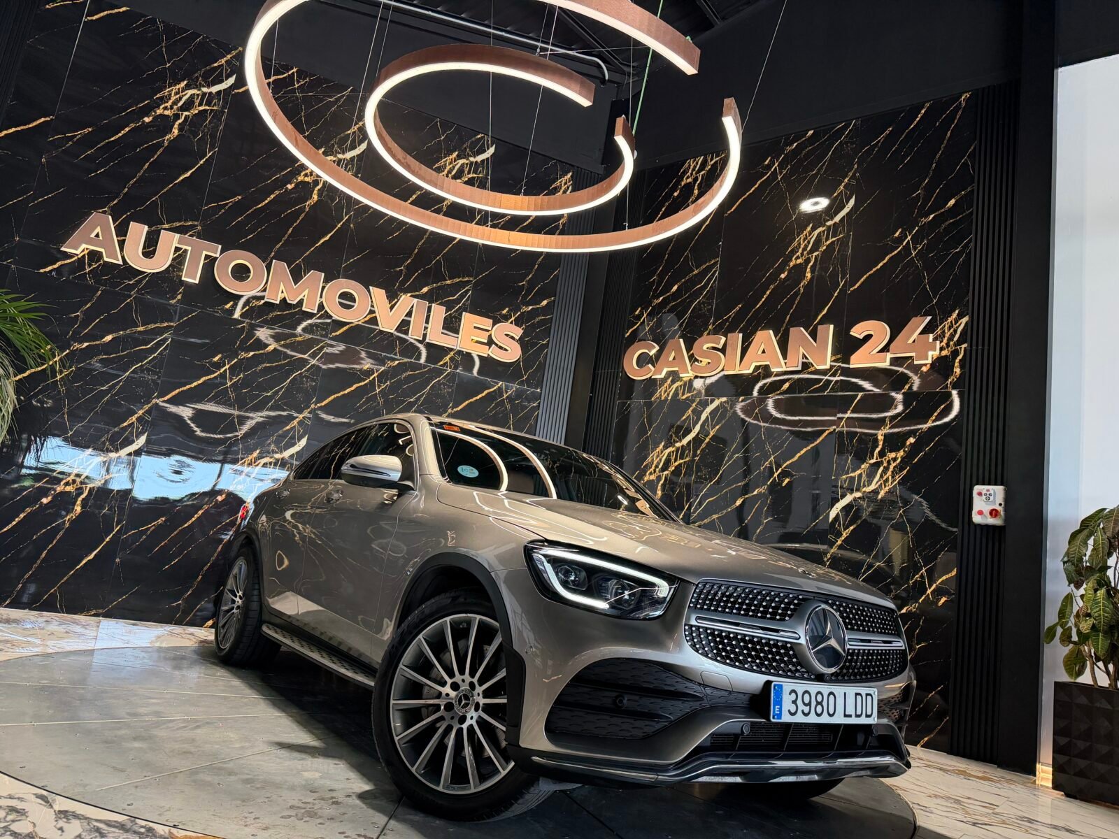 MERCEDES-BENZ GLC Coupé 300d 4MATIC AMG FULL