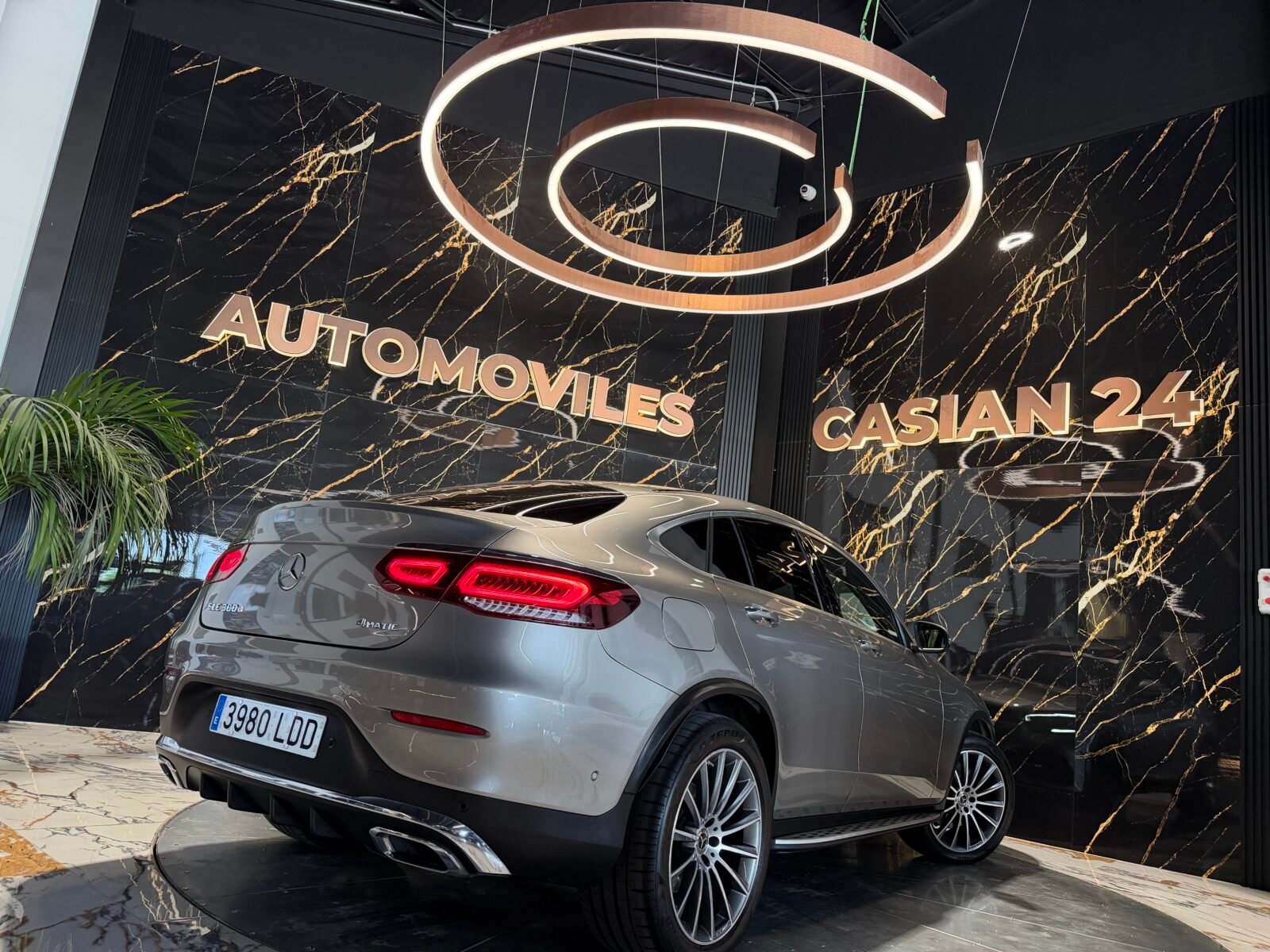 MERCEDES-BENZ GLC Coupé 300d 4MATIC AMG FULL