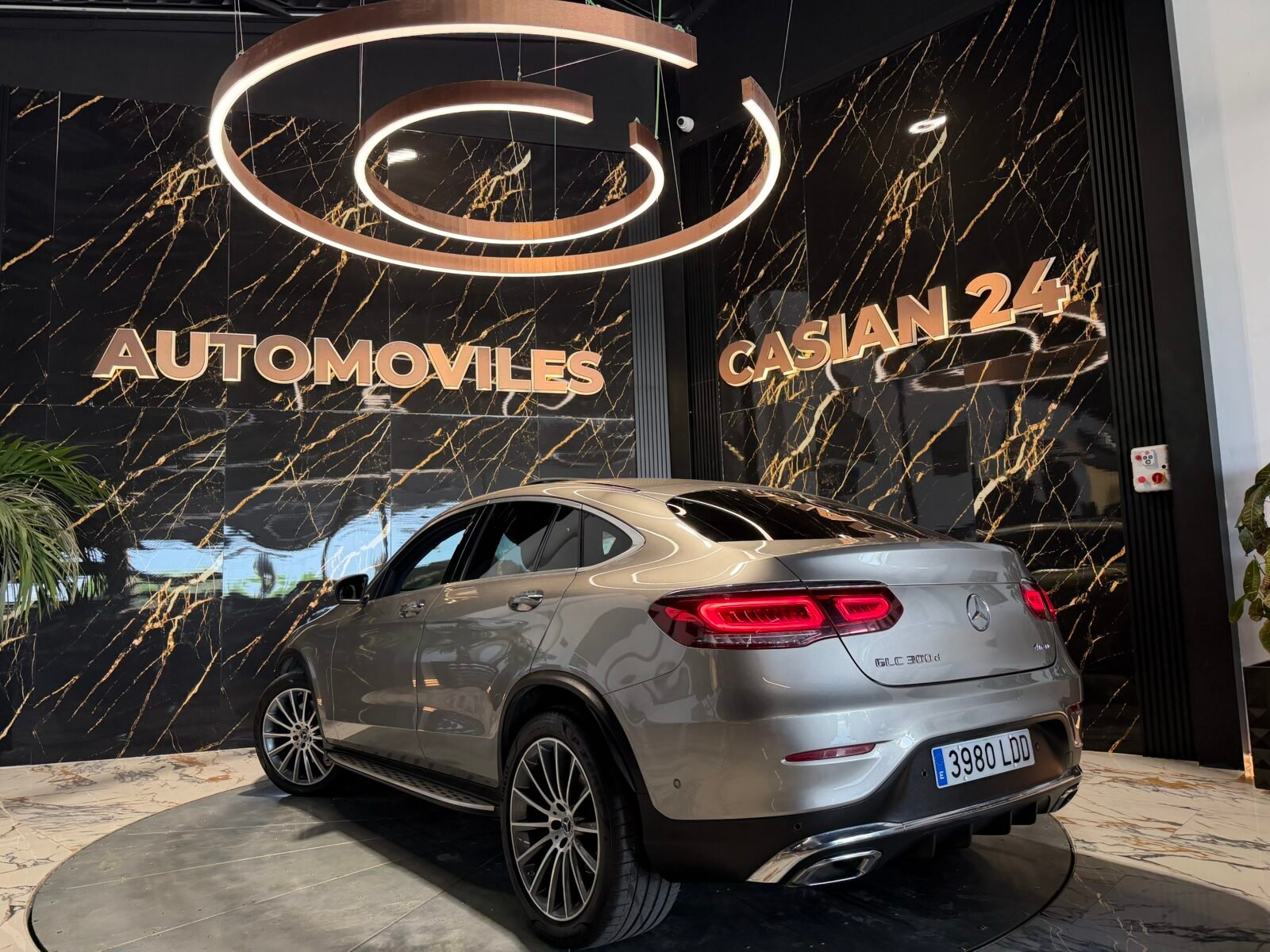 MERCEDES-BENZ GLC Coupé 300d 4MATIC AMG FULL