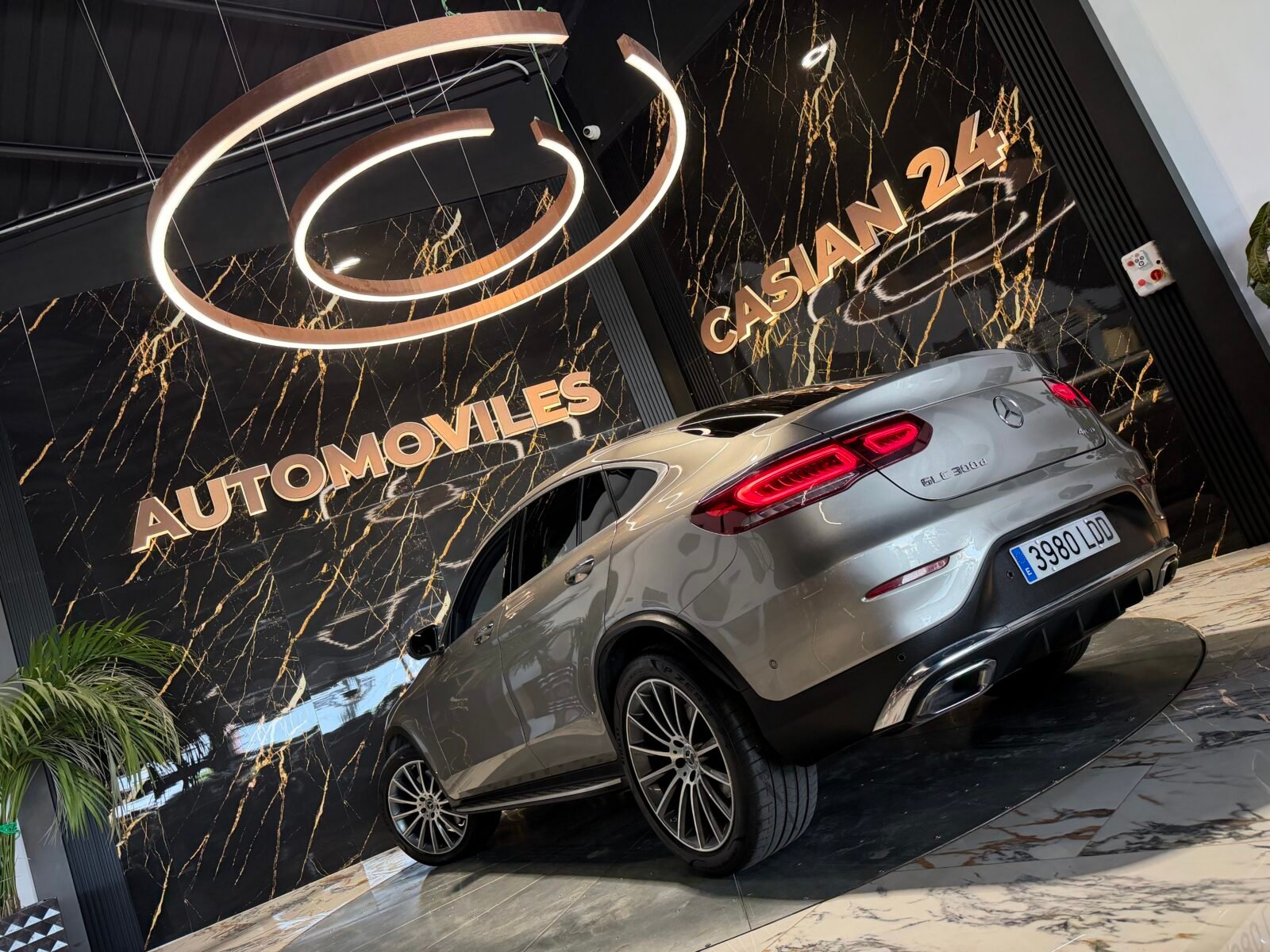 MERCEDES-BENZ GLC Coupé 300d 4MATIC AMG FULL