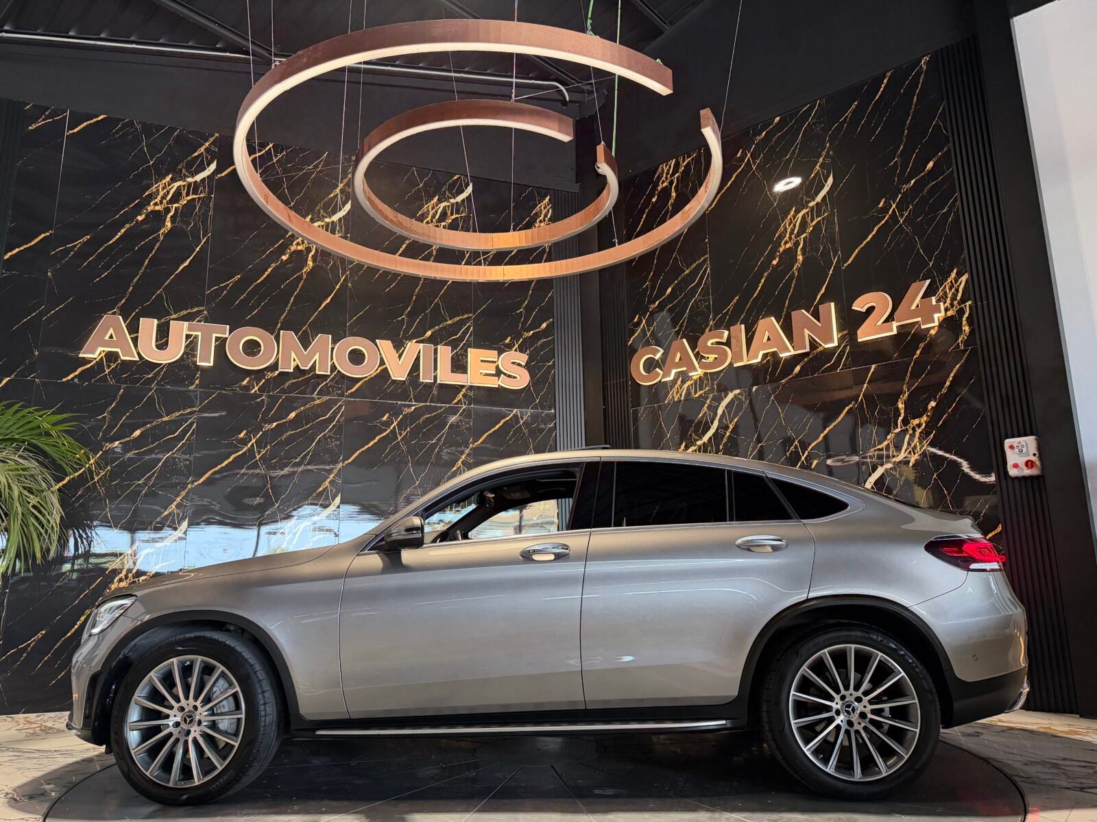 MERCEDES-BENZ GLC Coupé 300d 4MATIC AMG FULL