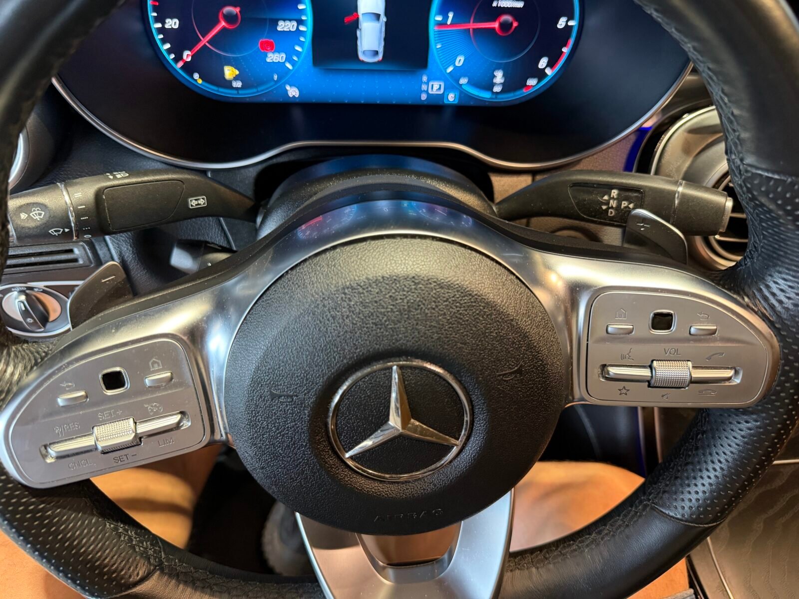 MERCEDES-BENZ GLC Coupé 300d 4MATIC AMG FULL
