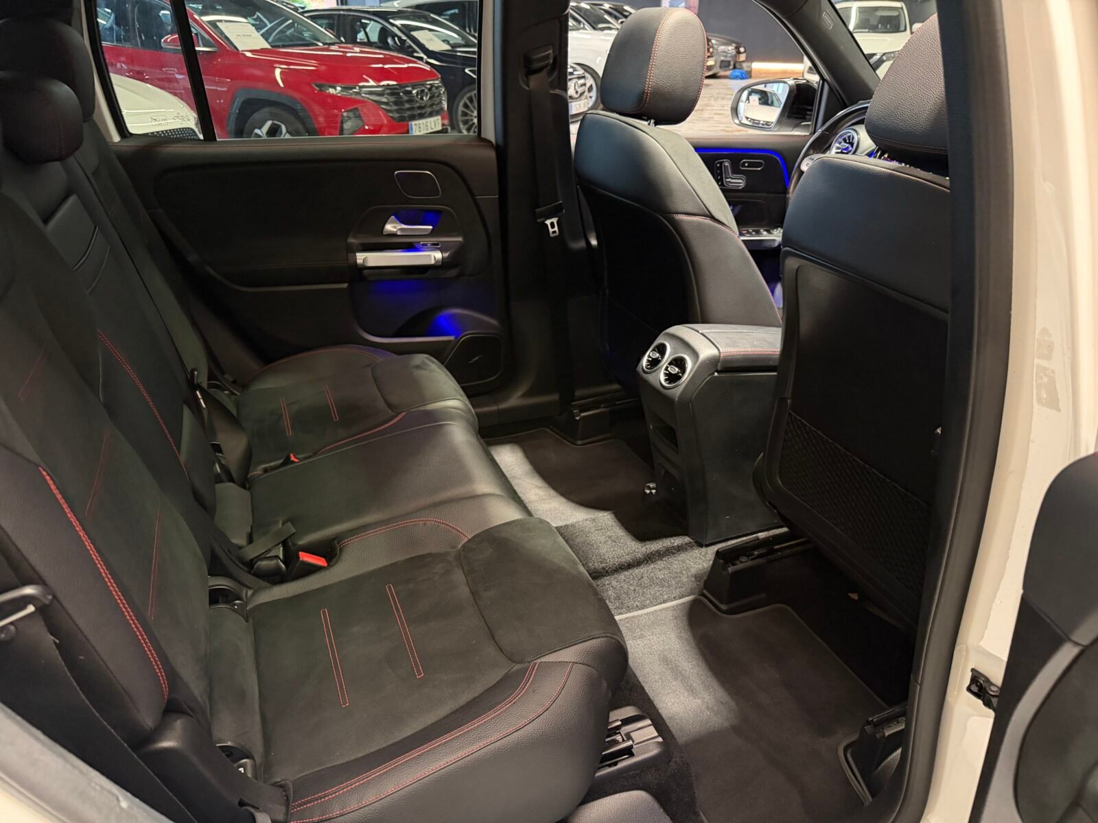 MERCEDES-BENZ GLB 220 D 4MATIC DCT 140KW 190CVAMG Motor MERCEDES con CADENA IRROMPIBLE