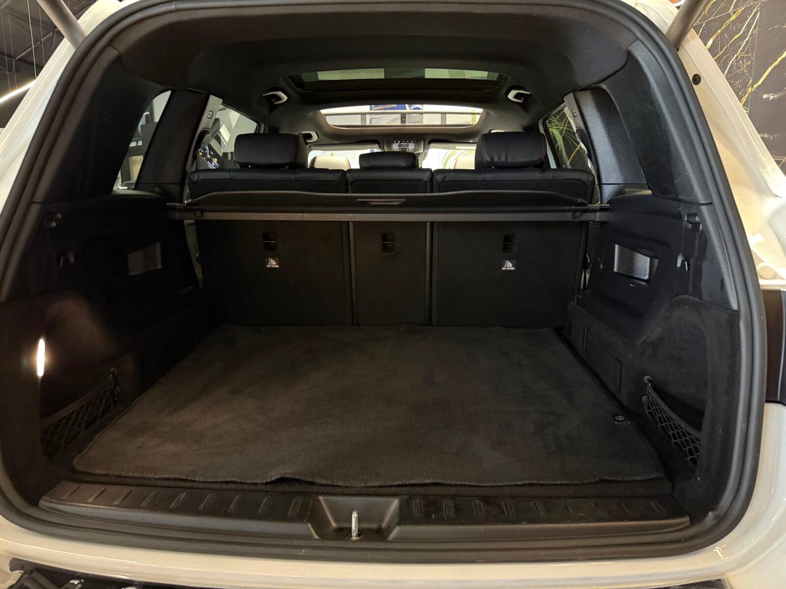 MERCEDES-BENZ GLB 220 D 4MATIC DCT 140KW 190CVAMG Motor MERCEDES con CADENA IRROMPIBLE