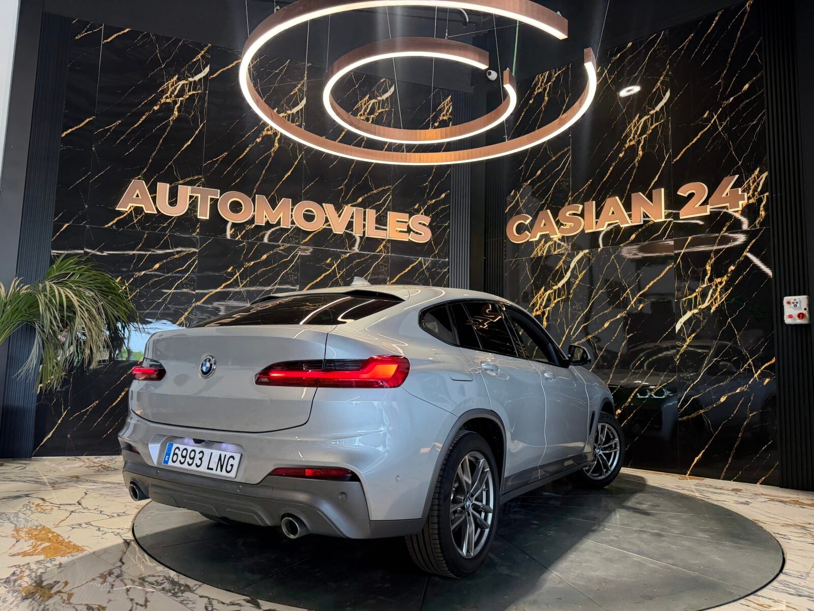 BMW X4 xDrive20d M Paket 190CV MOTOR CON CADENA IRROMPIBLE