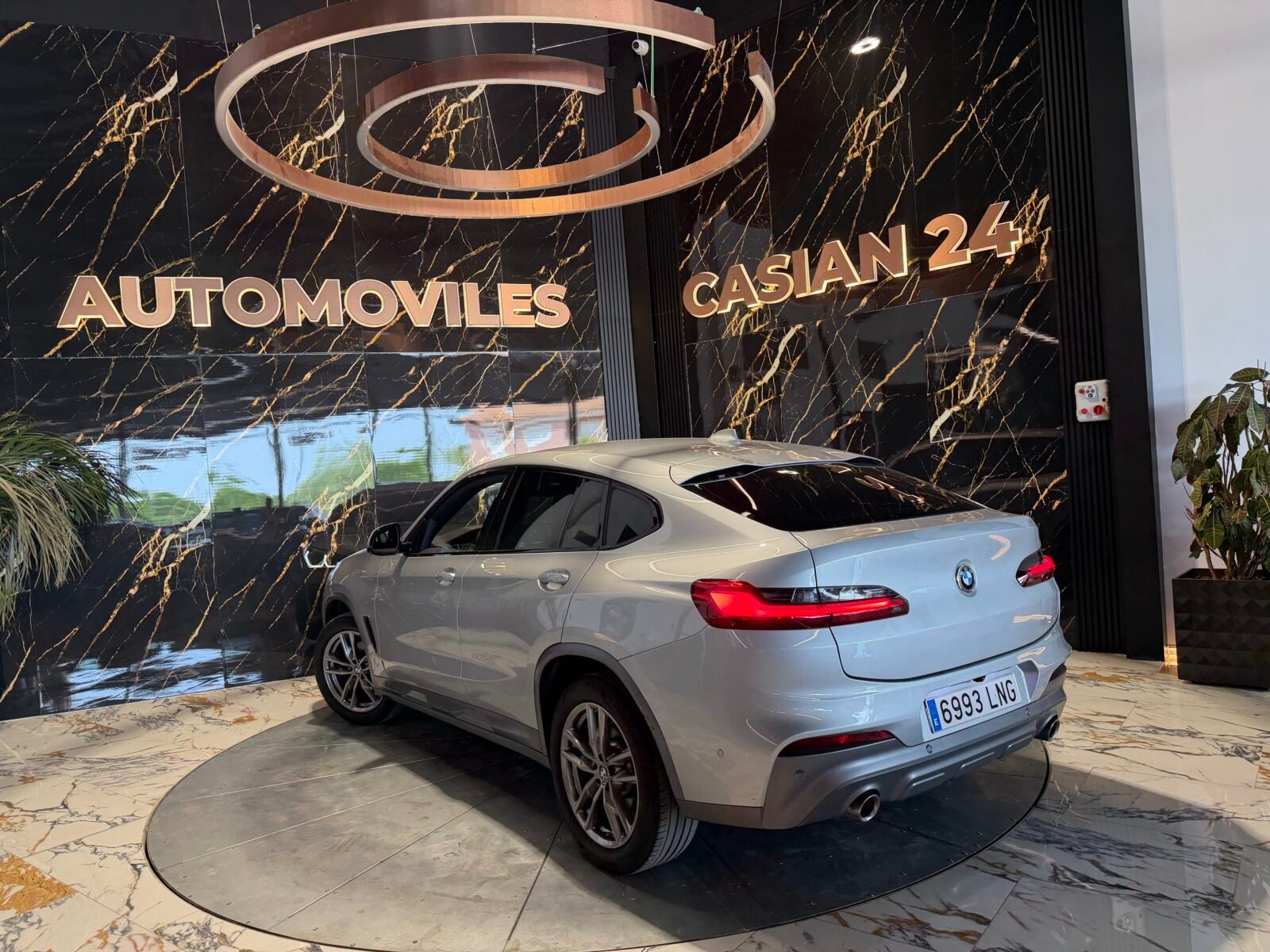 BMW X4 xDrive20d M Paket 190CV MOTOR CON CADENA IRROMPIBLE