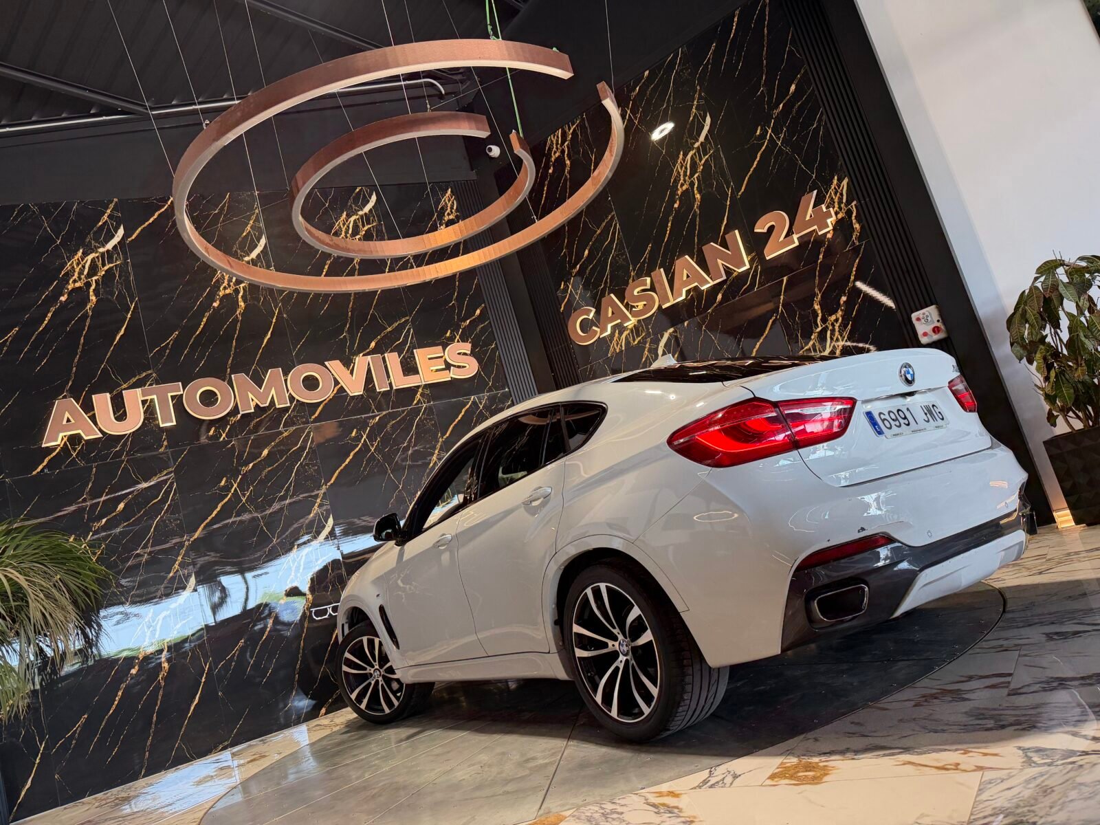 BMW X6 xDrive 3.0d M Paket 258CV MOTOR CON CADENA IRROMPIBLE