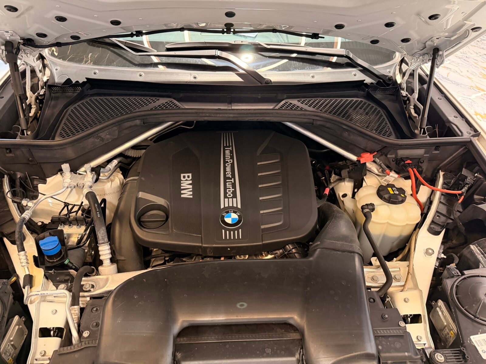 BMW X6 xDrive 3.0d M Paket 258CV MOTOR CON CADENA IRROMPIBLE