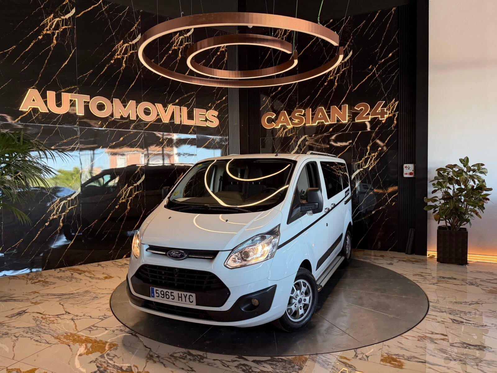 FORD FORD TRANSIT  Custom 2.2 TDCI 125cv Titanium 9Plazas