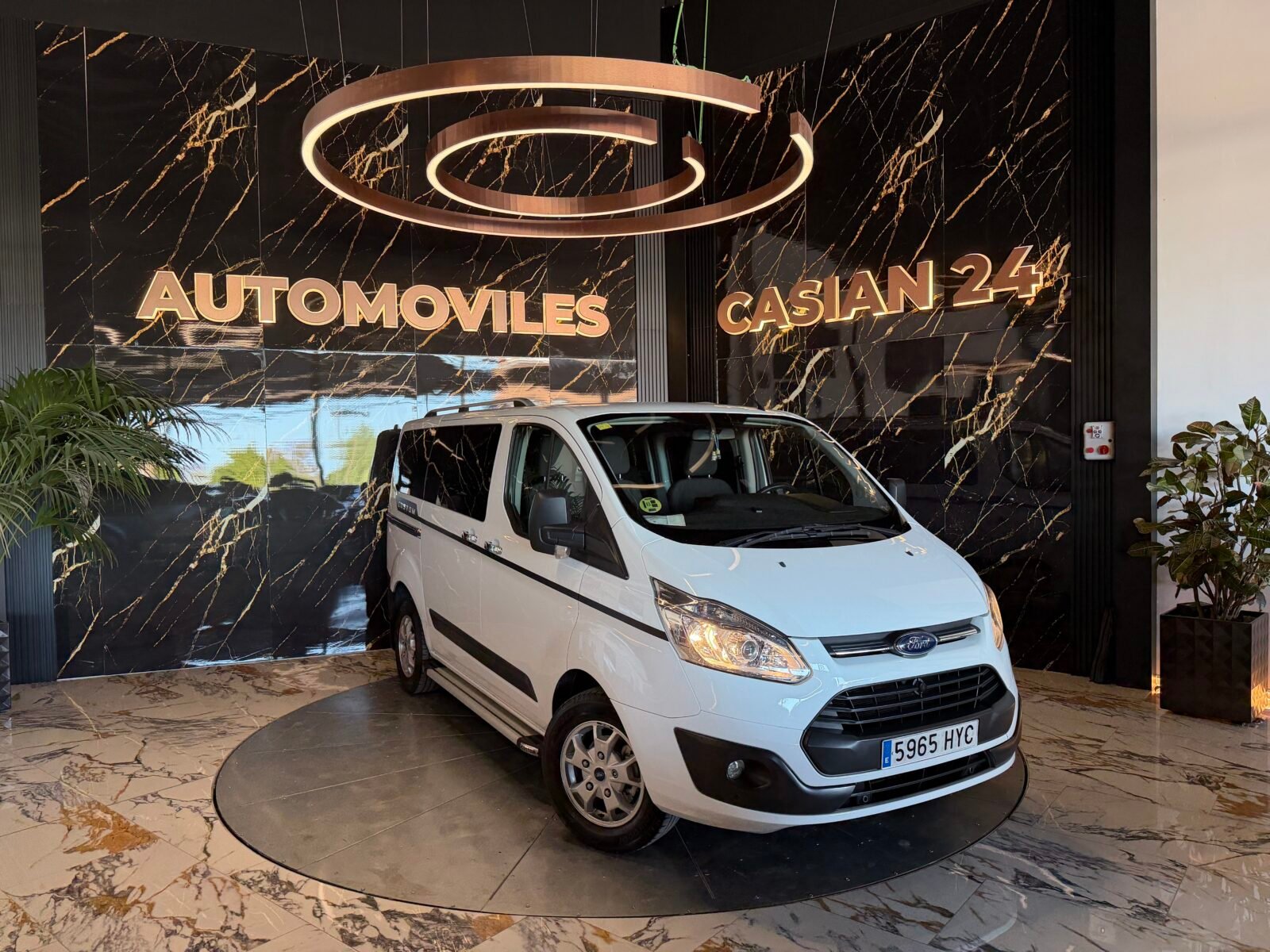 FORD FORD TRANSIT  Custom 2.2 TDCI 125cv Titanium 9Plazas