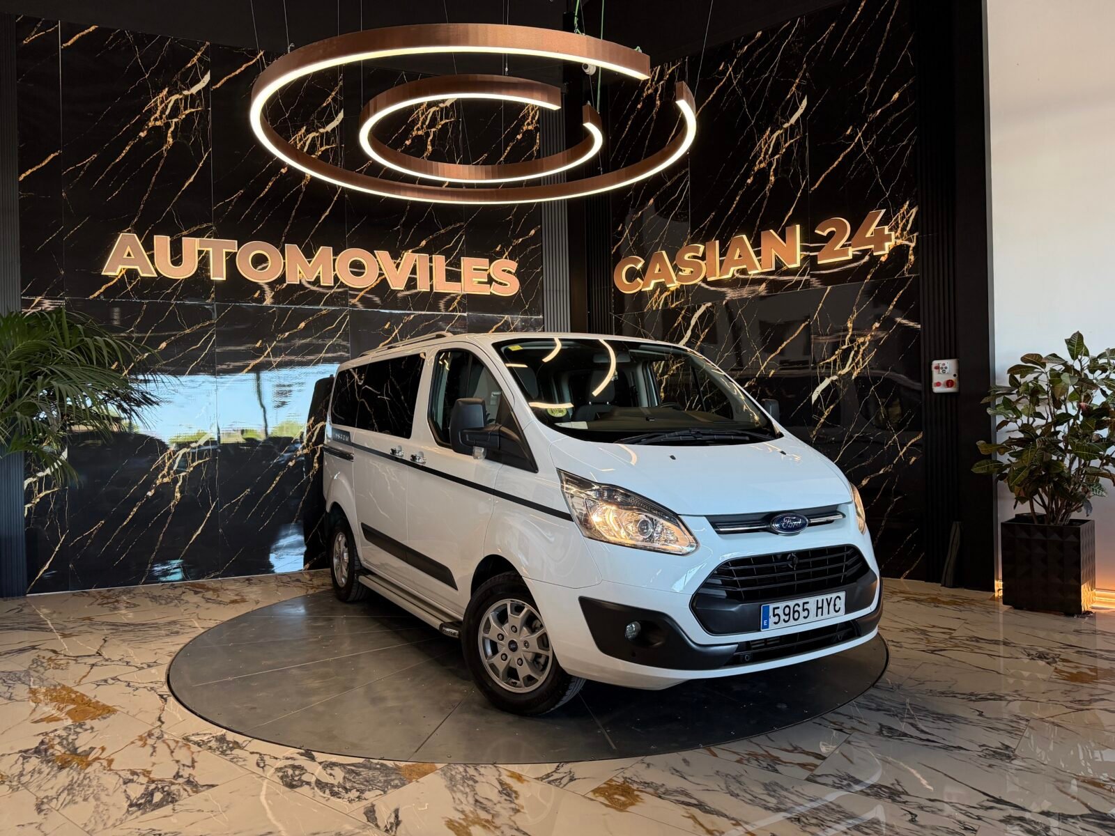 FORD FORD TRANSIT  Custom 2.2 TDCI 125cv Titanium 9Plazas