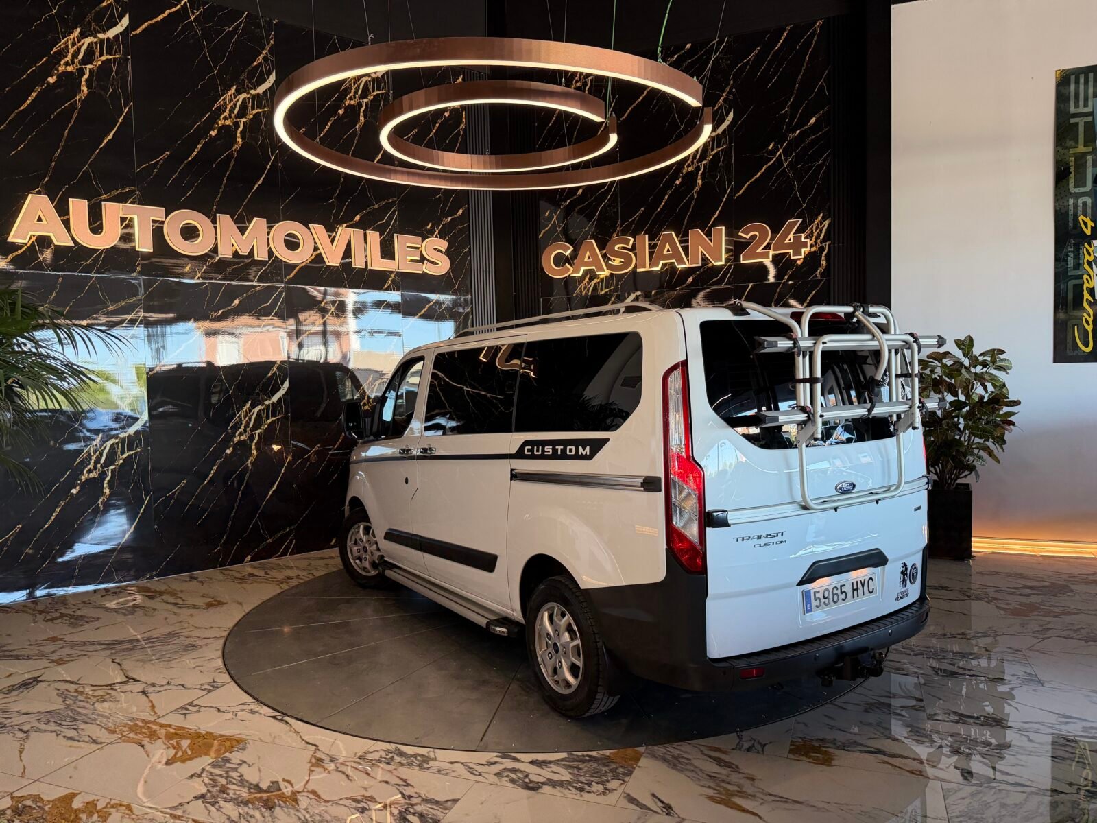 FORD FORD TRANSIT  Custom 2.2 TDCI 125cv Titanium 9Plazas
