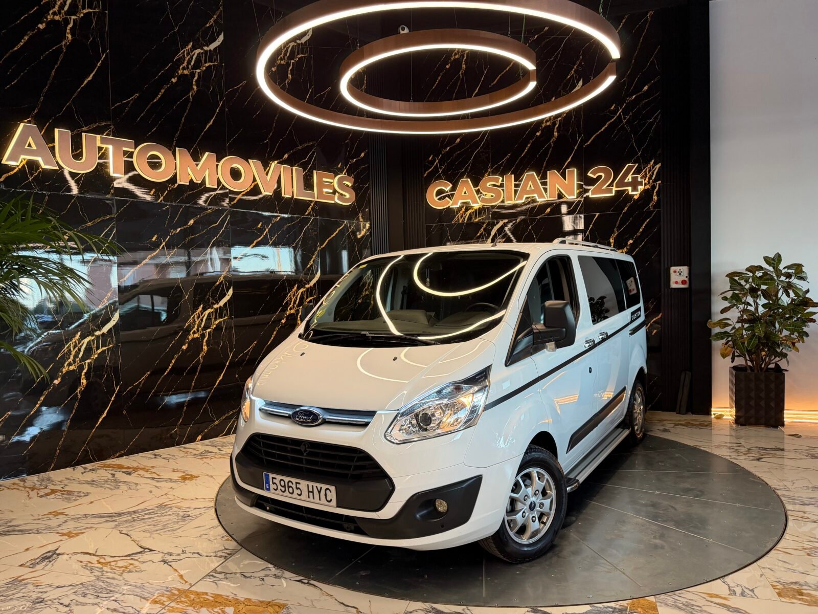 FORD FORD TRANSIT  Custom 2.2 TDCI 125cv Titanium 9Plazas