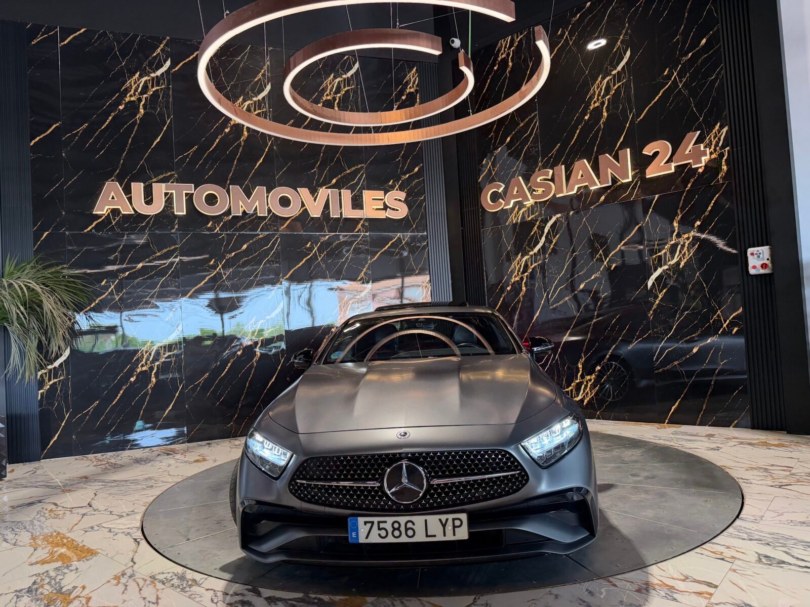 MERCEDES-BENZ  CLS 300d 4MATIC AMG FULL 265CV