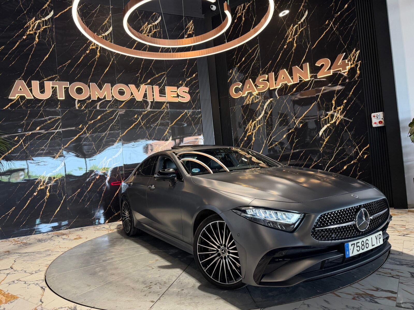 MERCEDES-BENZ  CLS 300d 4MATIC AMG FULL 265CV