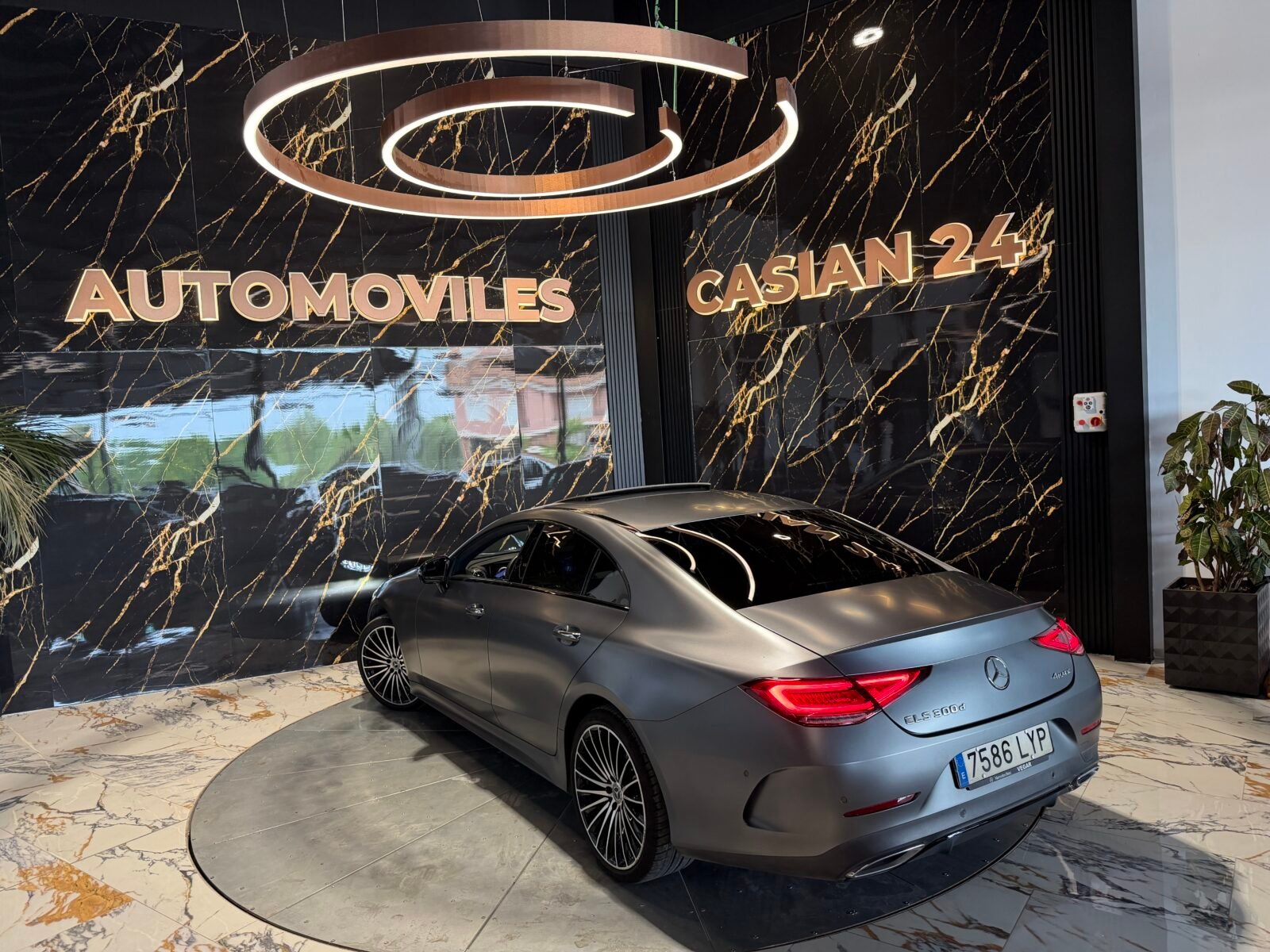 MERCEDES-BENZ  CLS 300d 4MATIC AMG FULL 265CV