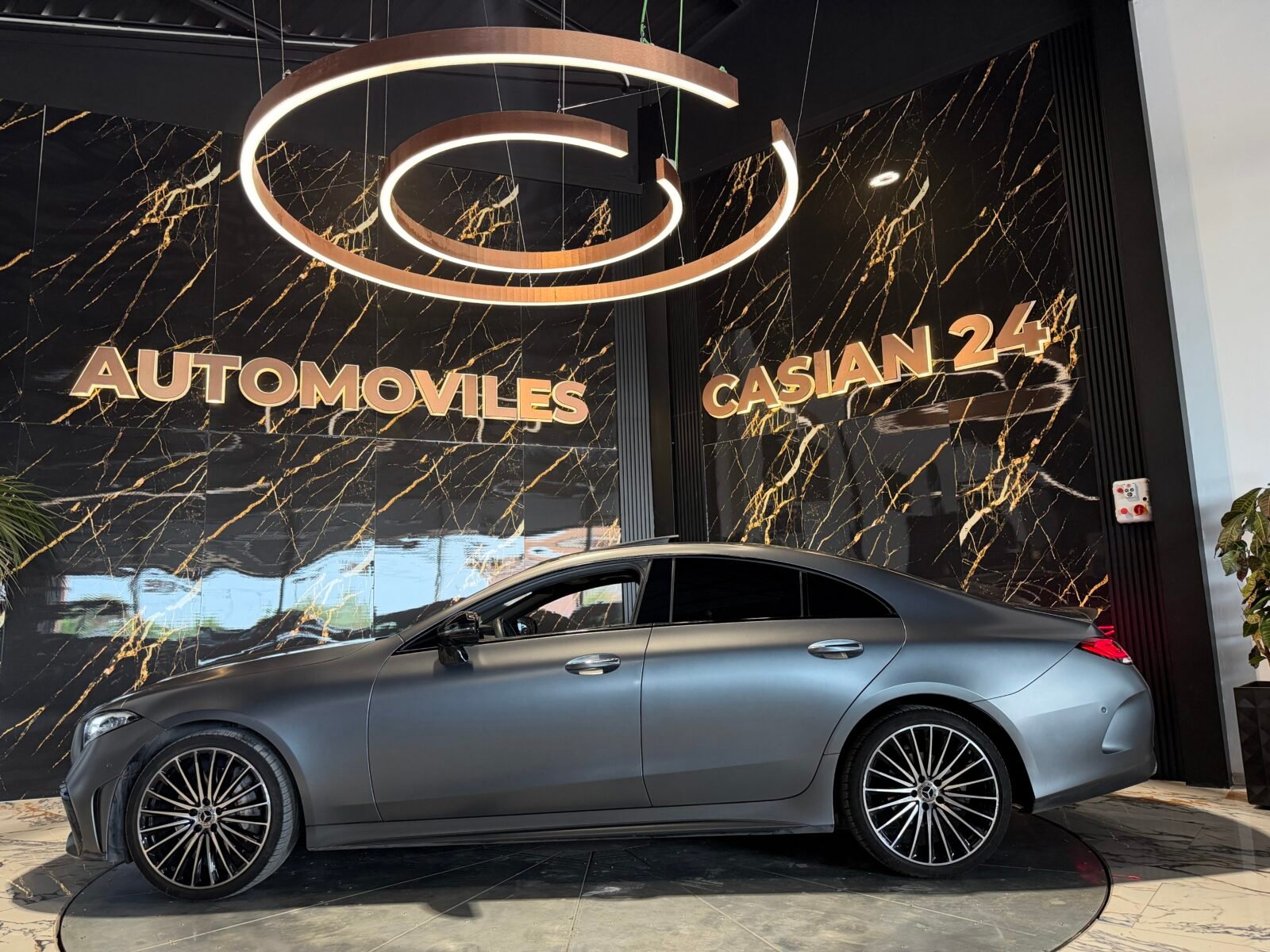 MERCEDES-BENZ  CLS 300d 4MATIC AMG FULL 265CV