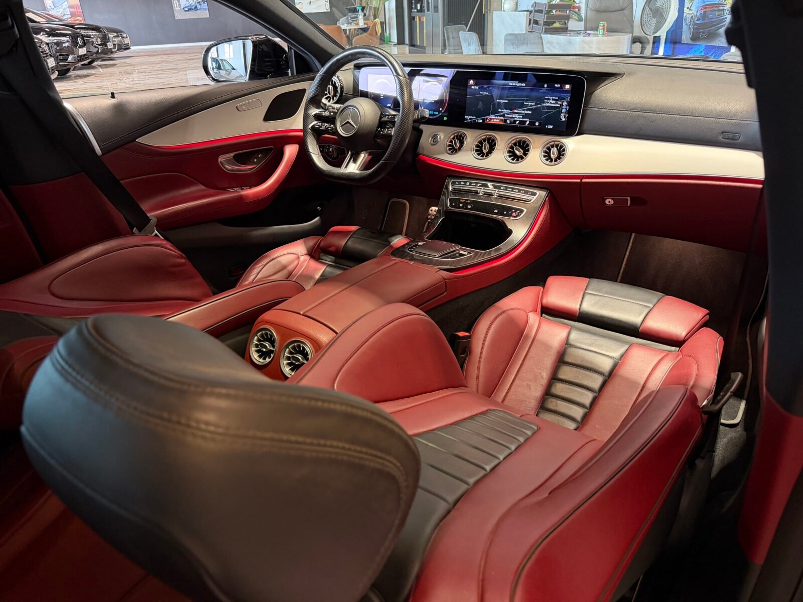 MERCEDES-BENZ  CLS 300d 4MATIC AMG FULL 265CV