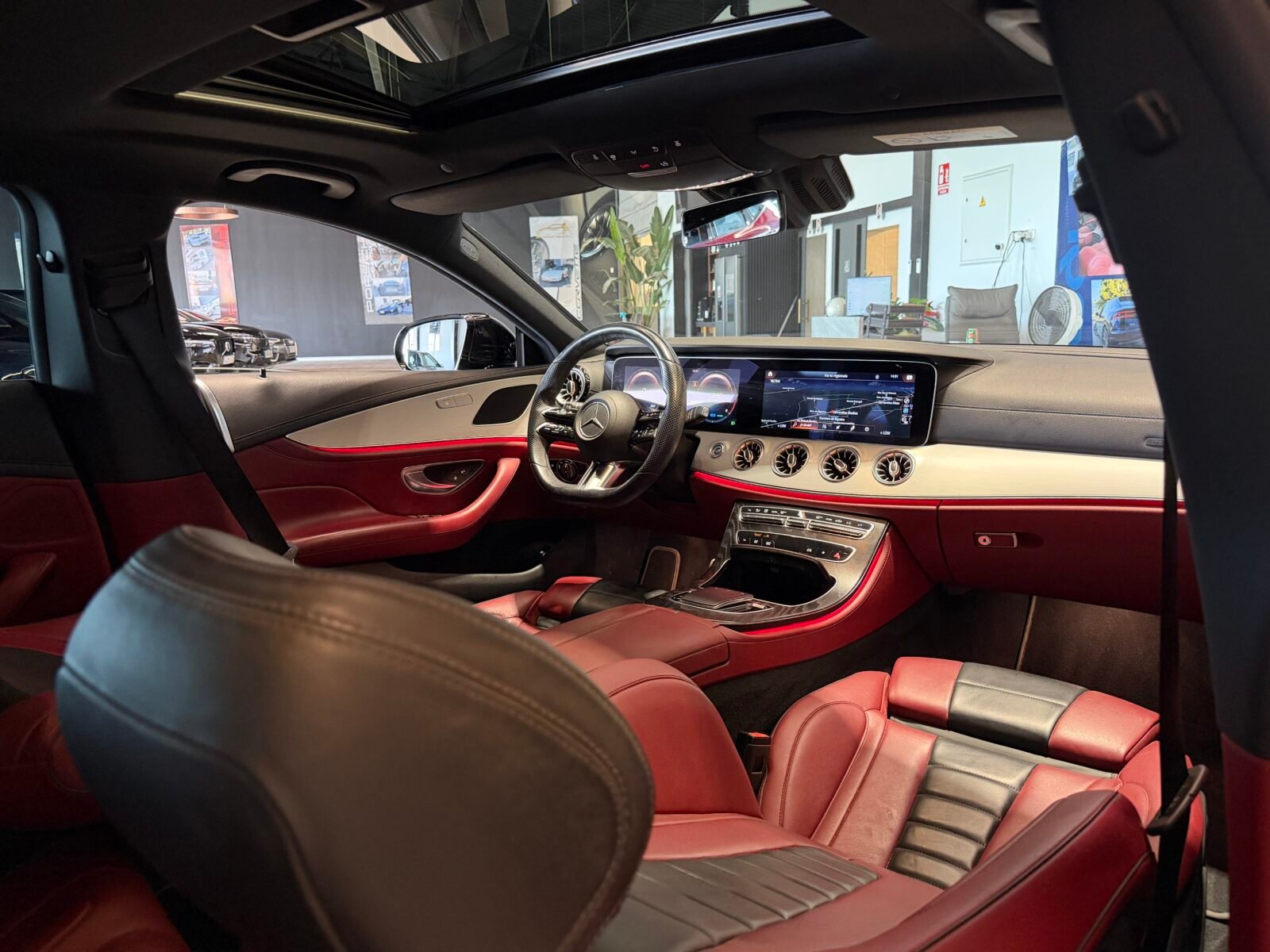 MERCEDES-BENZ  CLS 300d 4MATIC AMG FULL 265CV