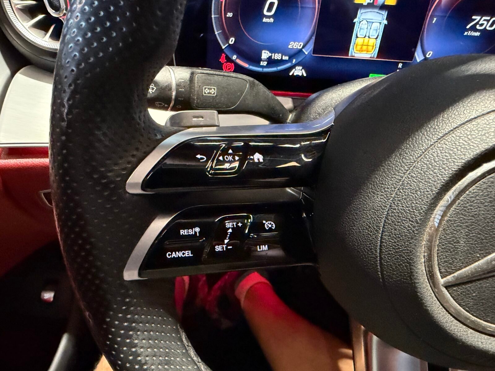 MERCEDES-BENZ  CLS 300d 4MATIC AMG FULL 265CV