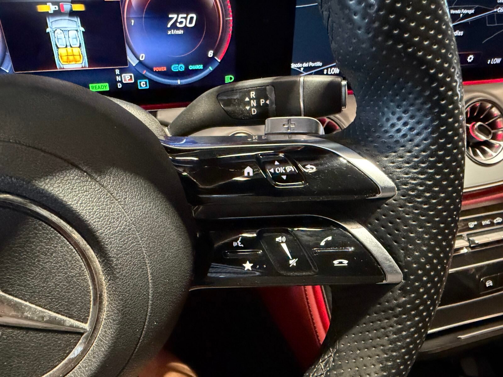 MERCEDES-BENZ  CLS 300d 4MATIC AMG FULL 265CV